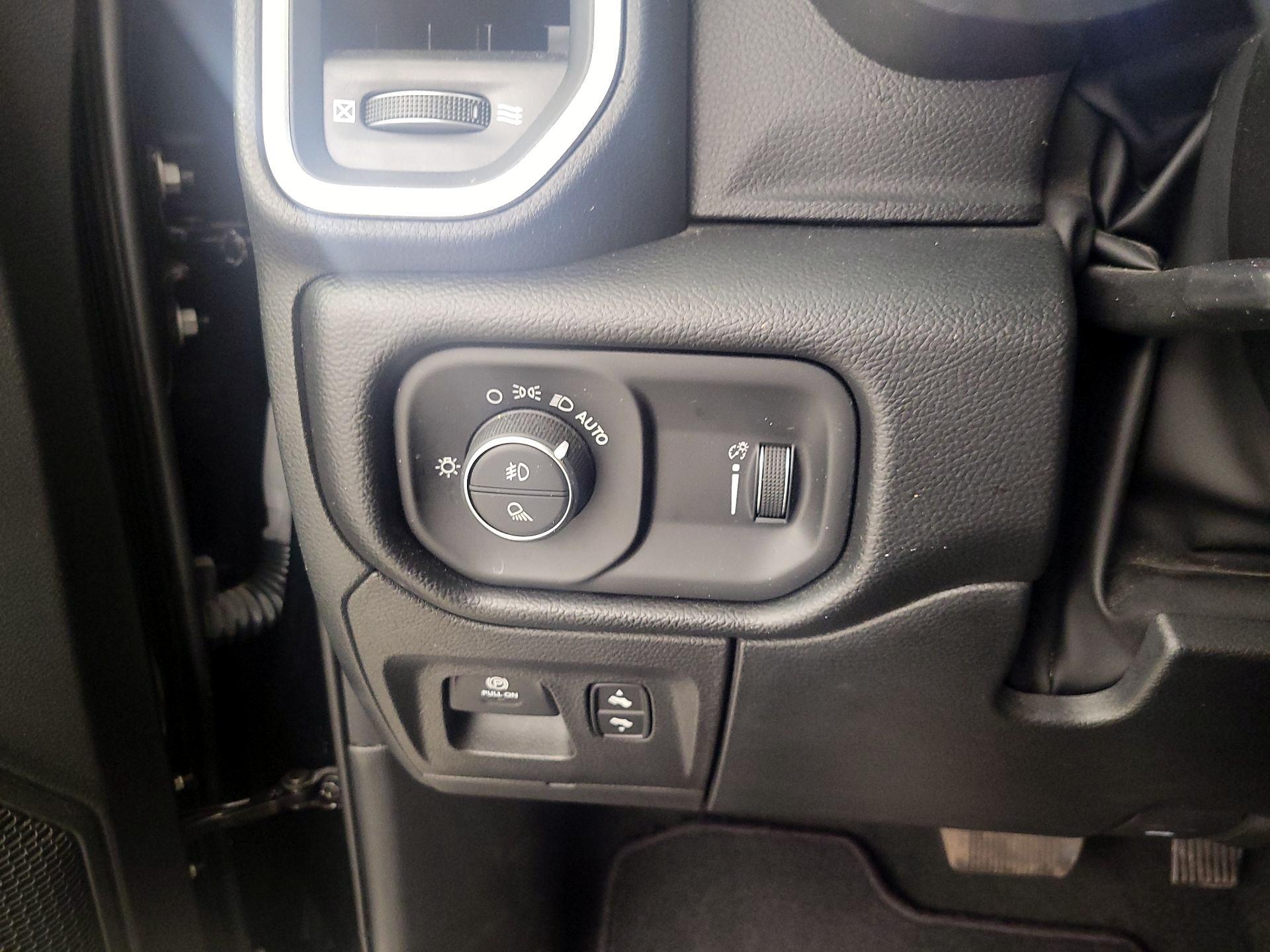 Thumbnail: 2022 RAM 1500 - 13