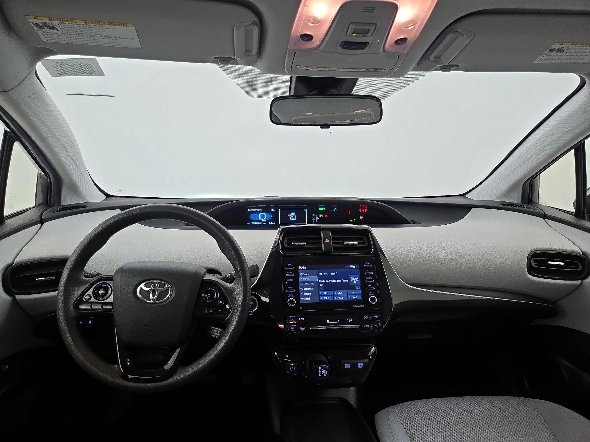 Thumbnail: 2022 Toyota Prius - 9