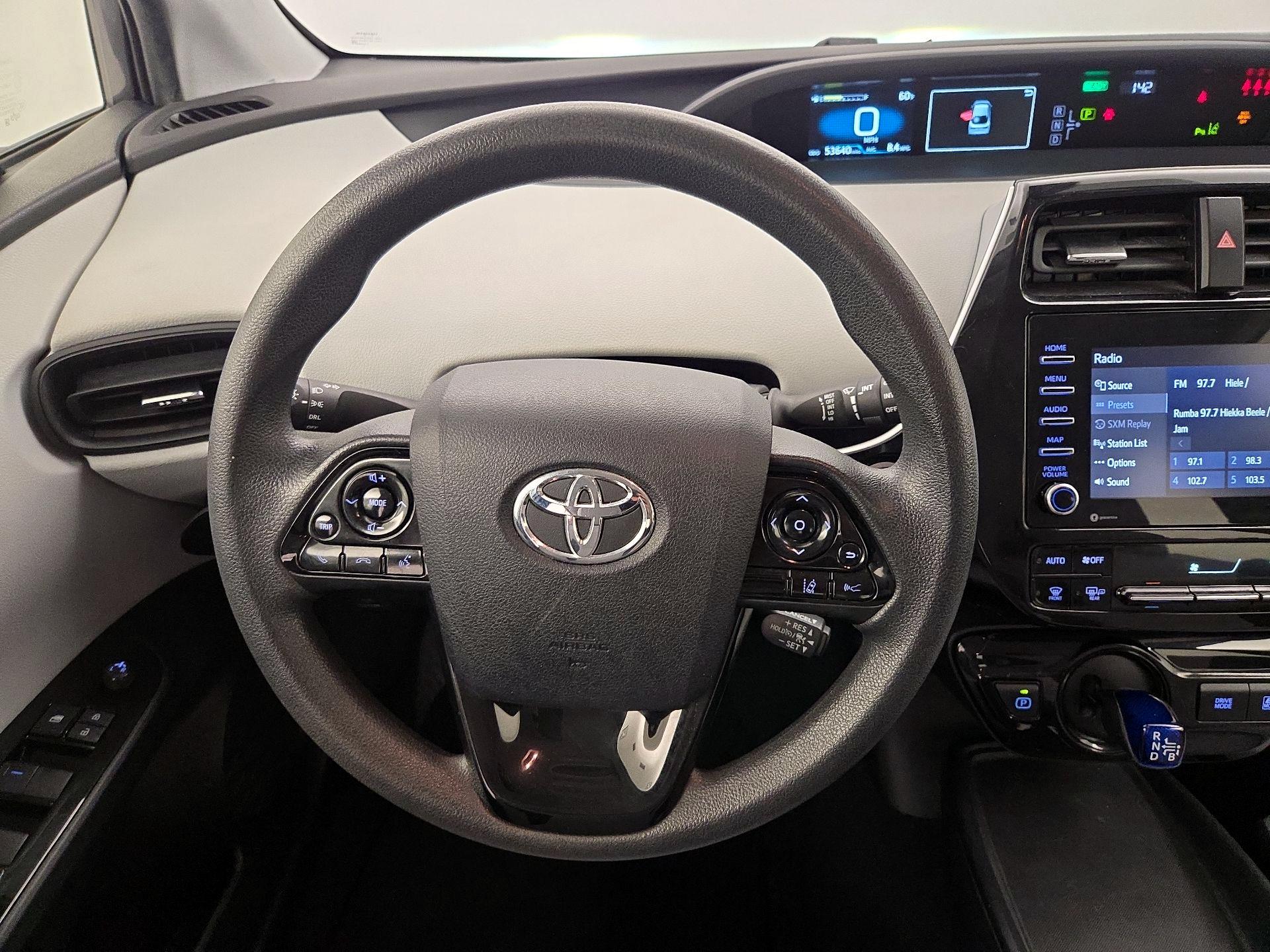 Thumbnail: 2022 Toyota Prius - 10