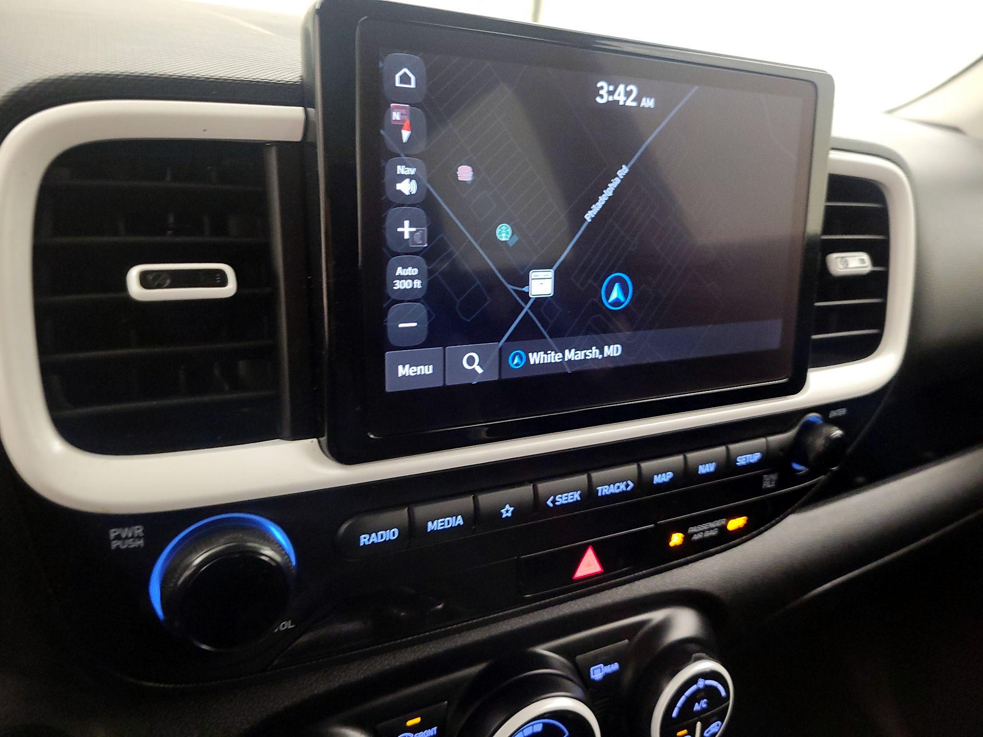 Thumbnail: 2023 Hyundai Venue - 14