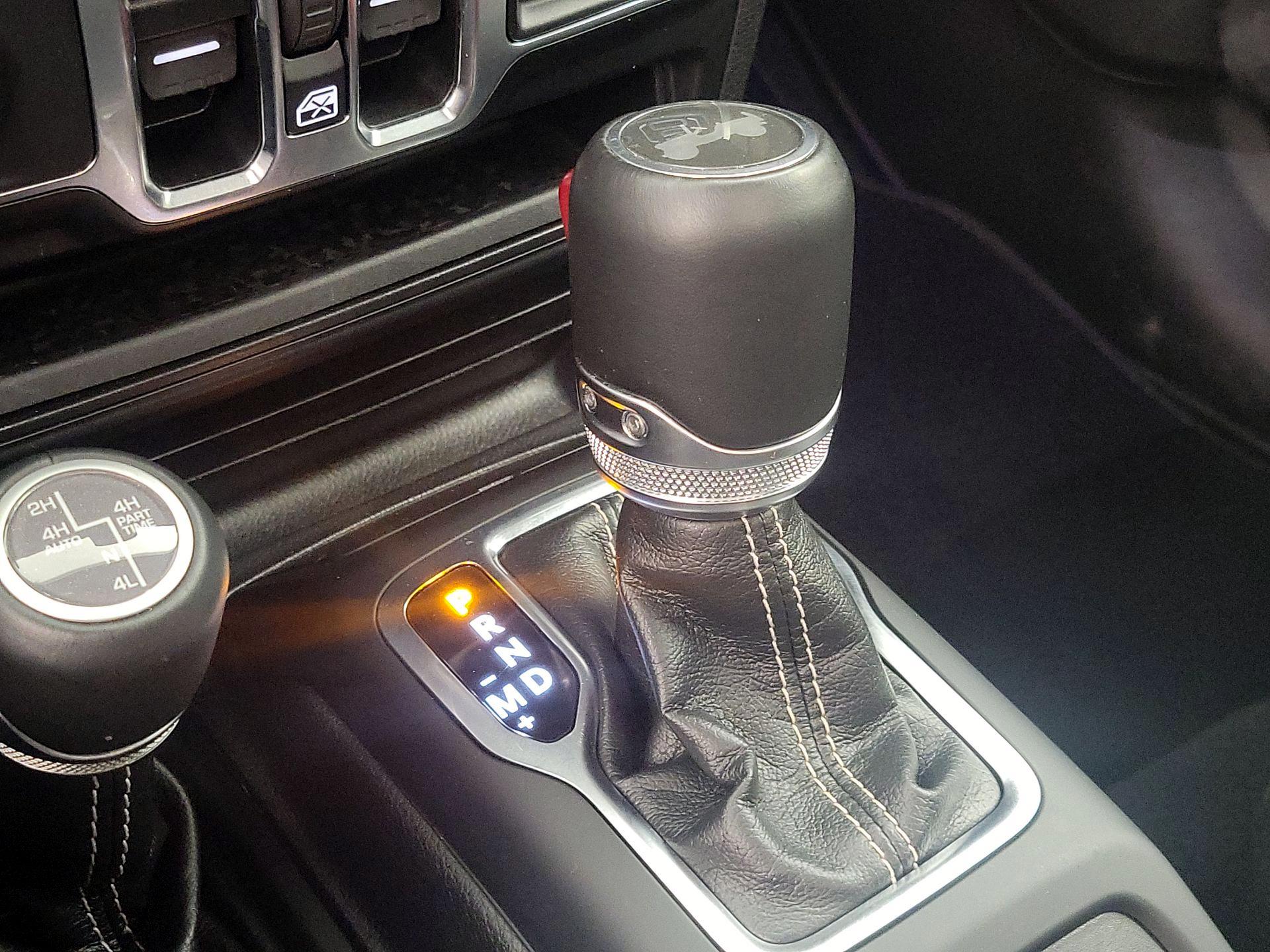 Thumbnail: 2022 Jeep Wrangler - 18