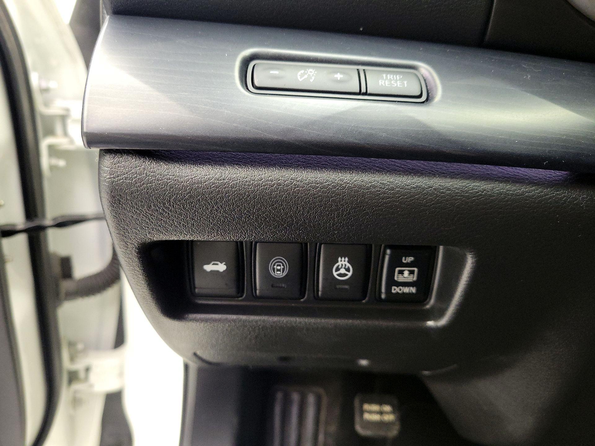 Thumbnail: 2020 Nissan Maxima - 13