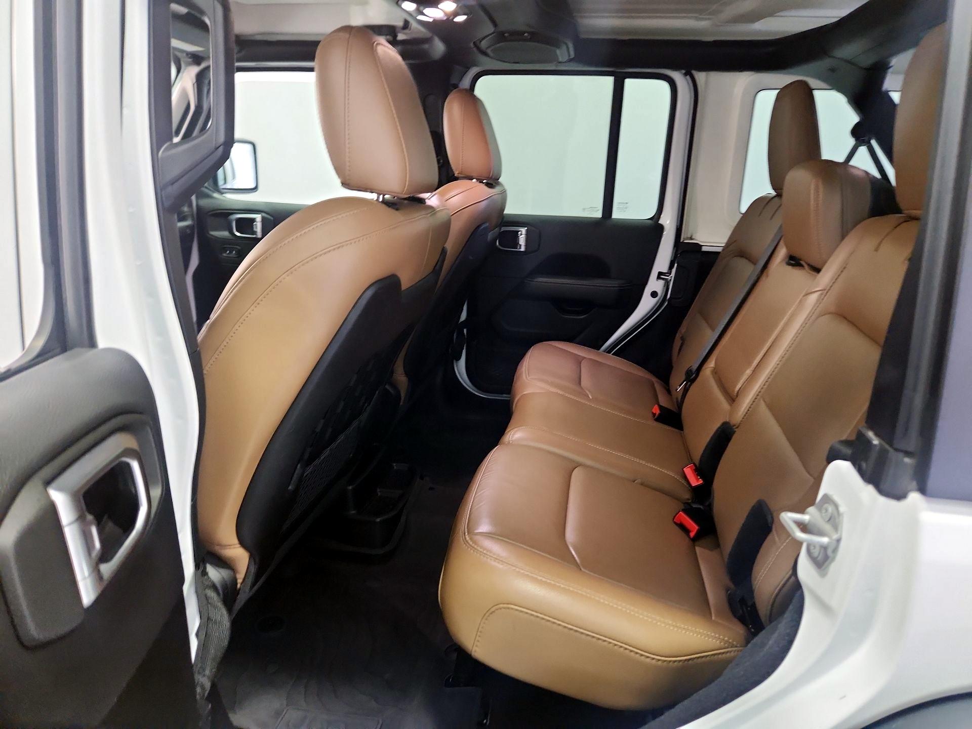 Thumbnail: 2022 Jeep Wrangler - 20