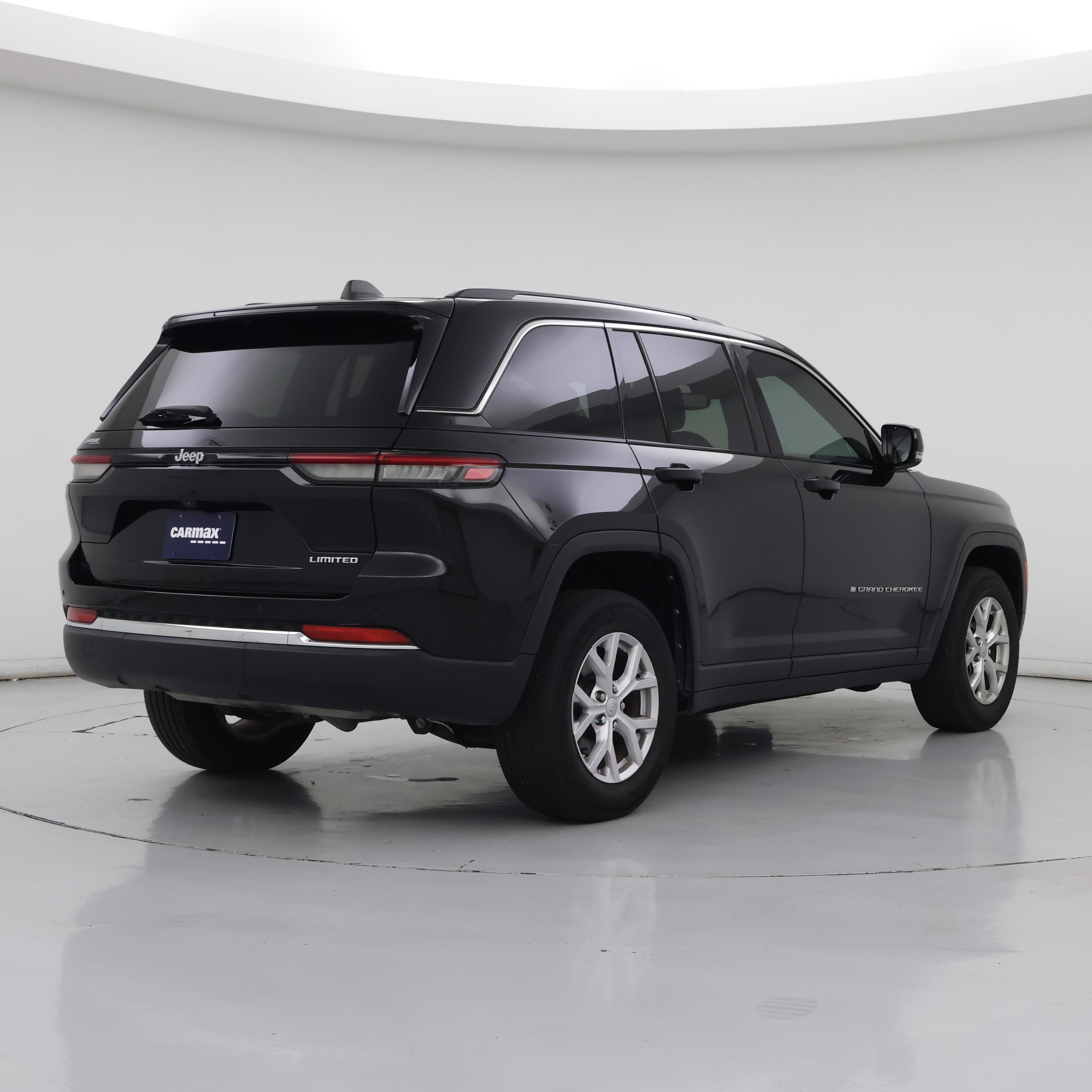 Thumbnail: 2022 Jeep Grand Cherokee - 8
