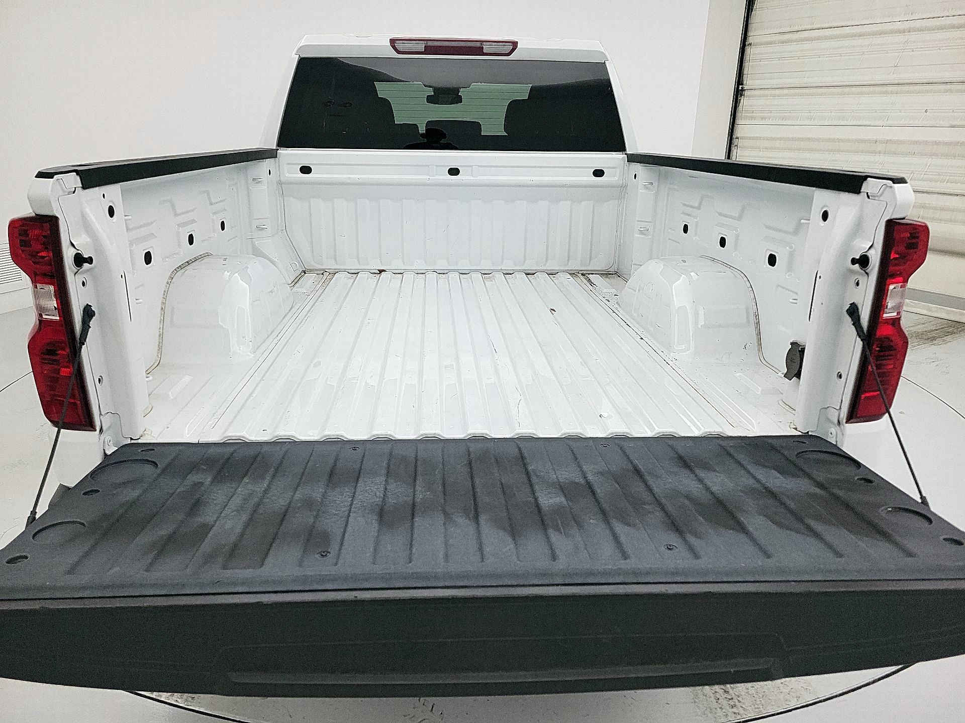 Thumbnail: 2023 Chevrolet Silverado 1500 - 20