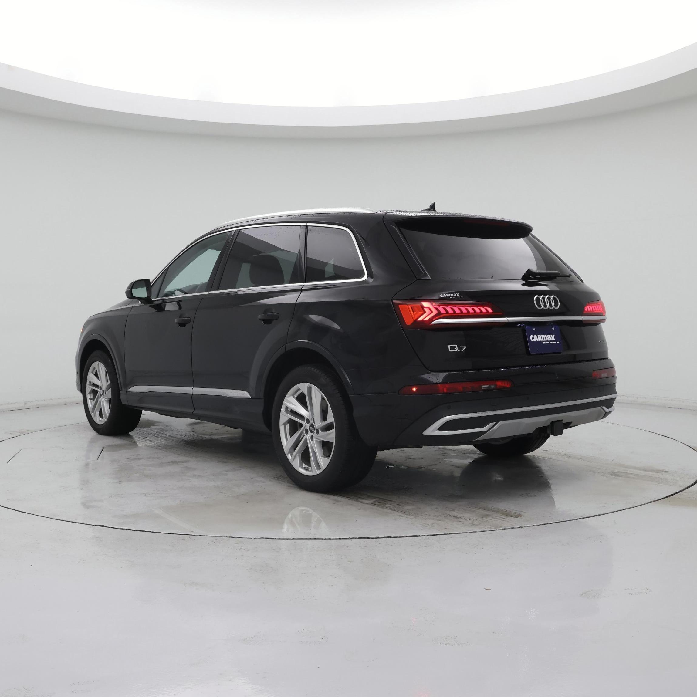 Thumbnail: 2023 Audi Q7 - 2