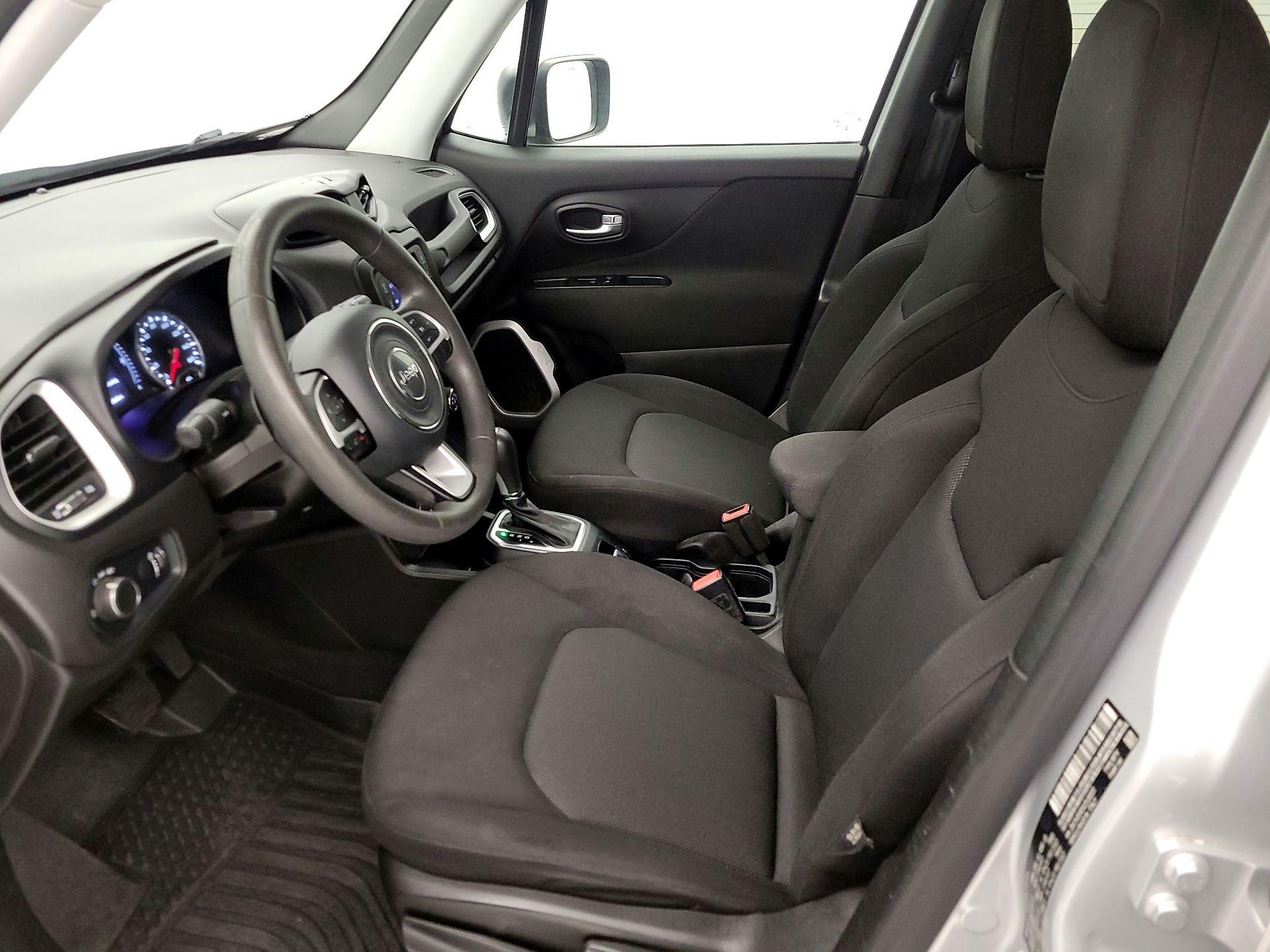 Thumbnail: 2020 Jeep Renegade - 11