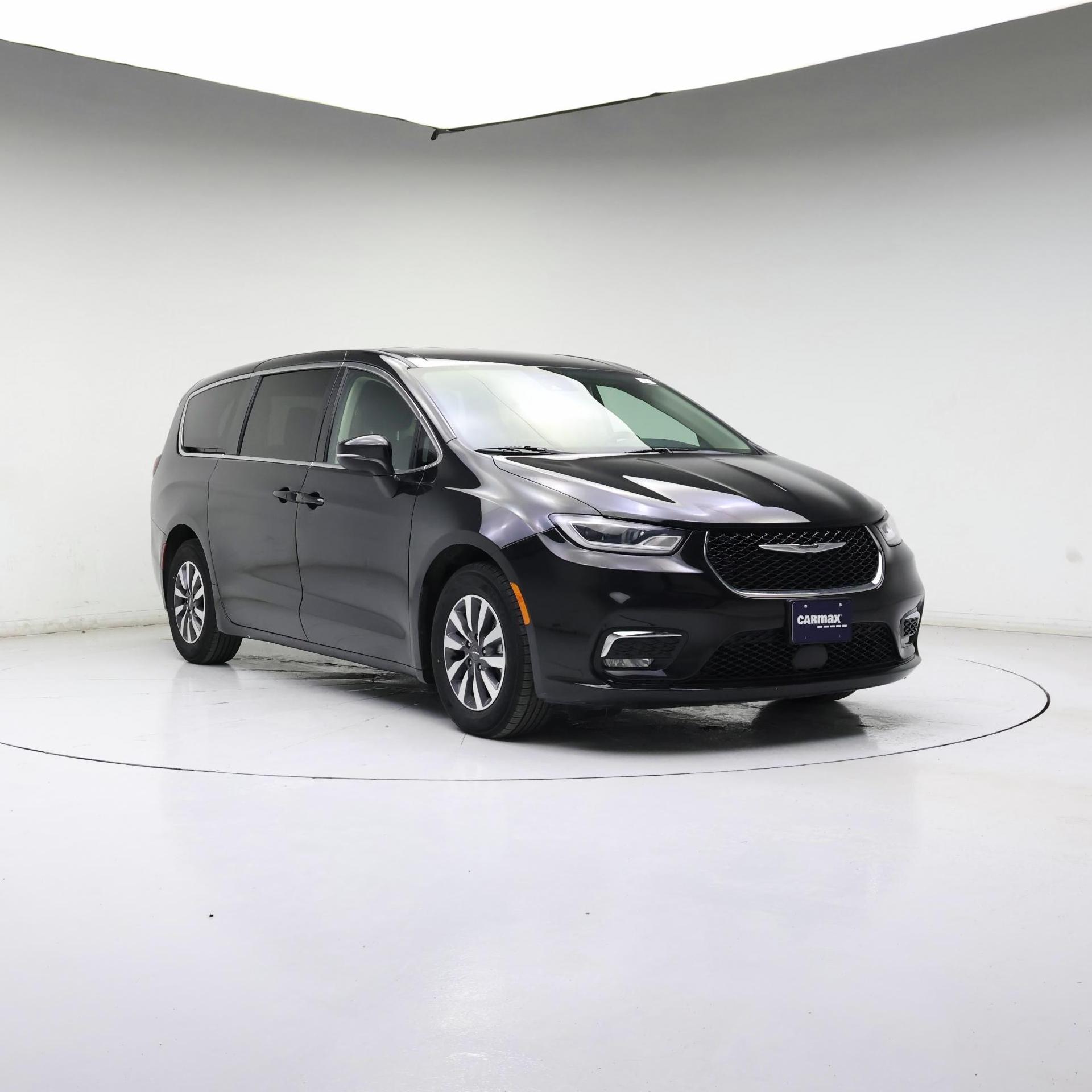 2023 Chrysler Pacifica Hybrid Touring L FWD