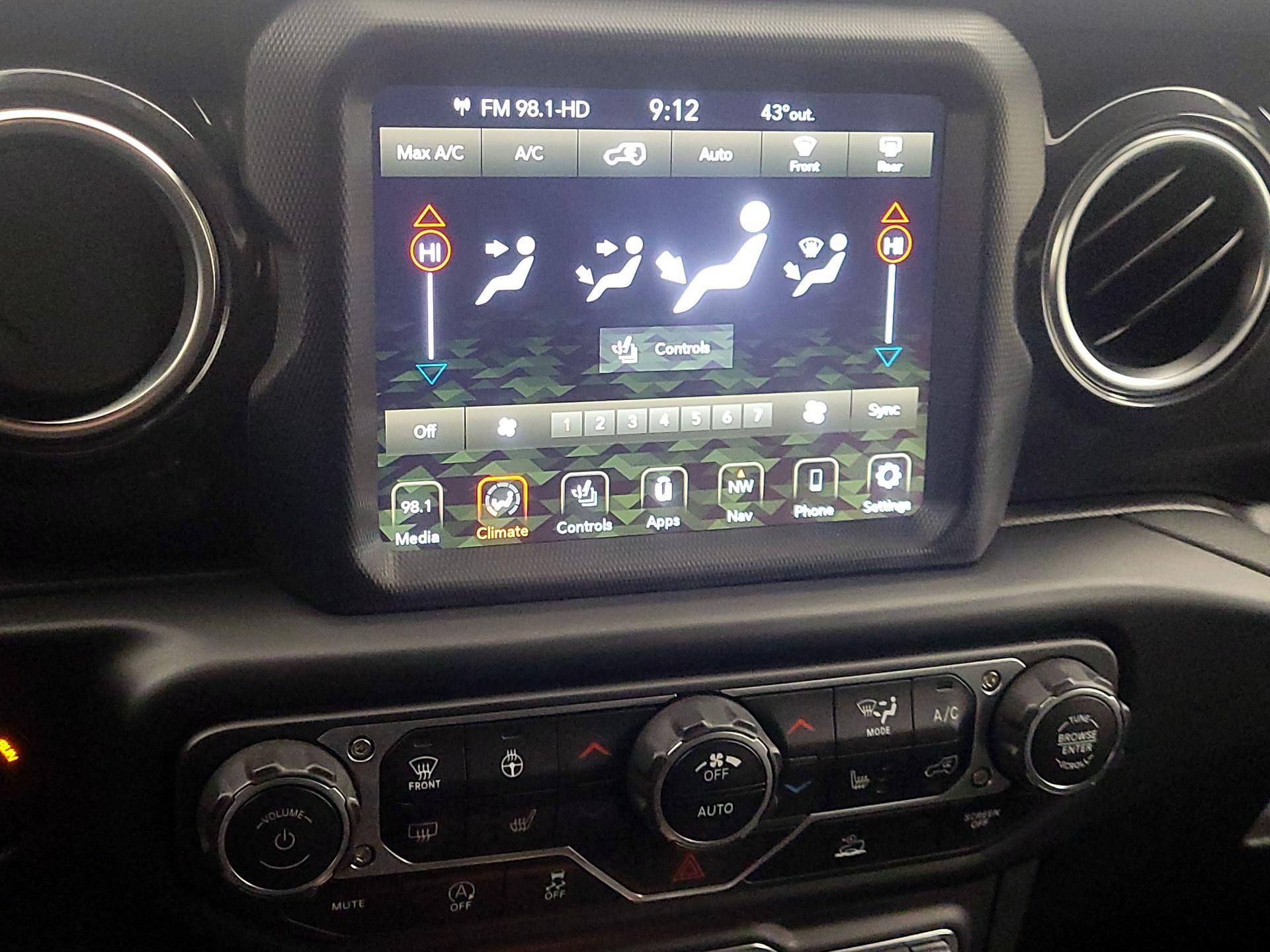 Thumbnail: 2023 Jeep Wrangler - 17