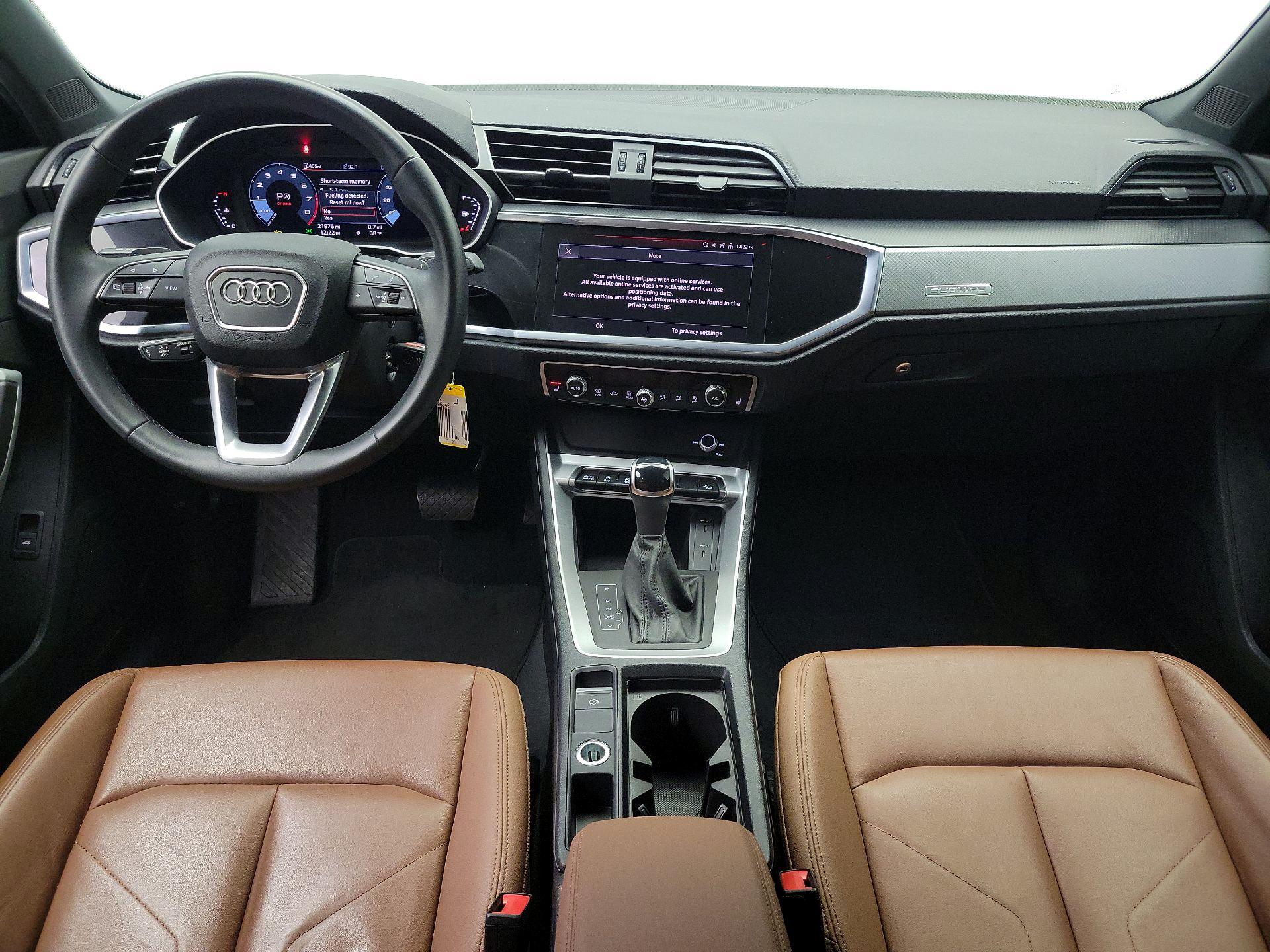 Thumbnail: 2025 Audi Q3 - 9