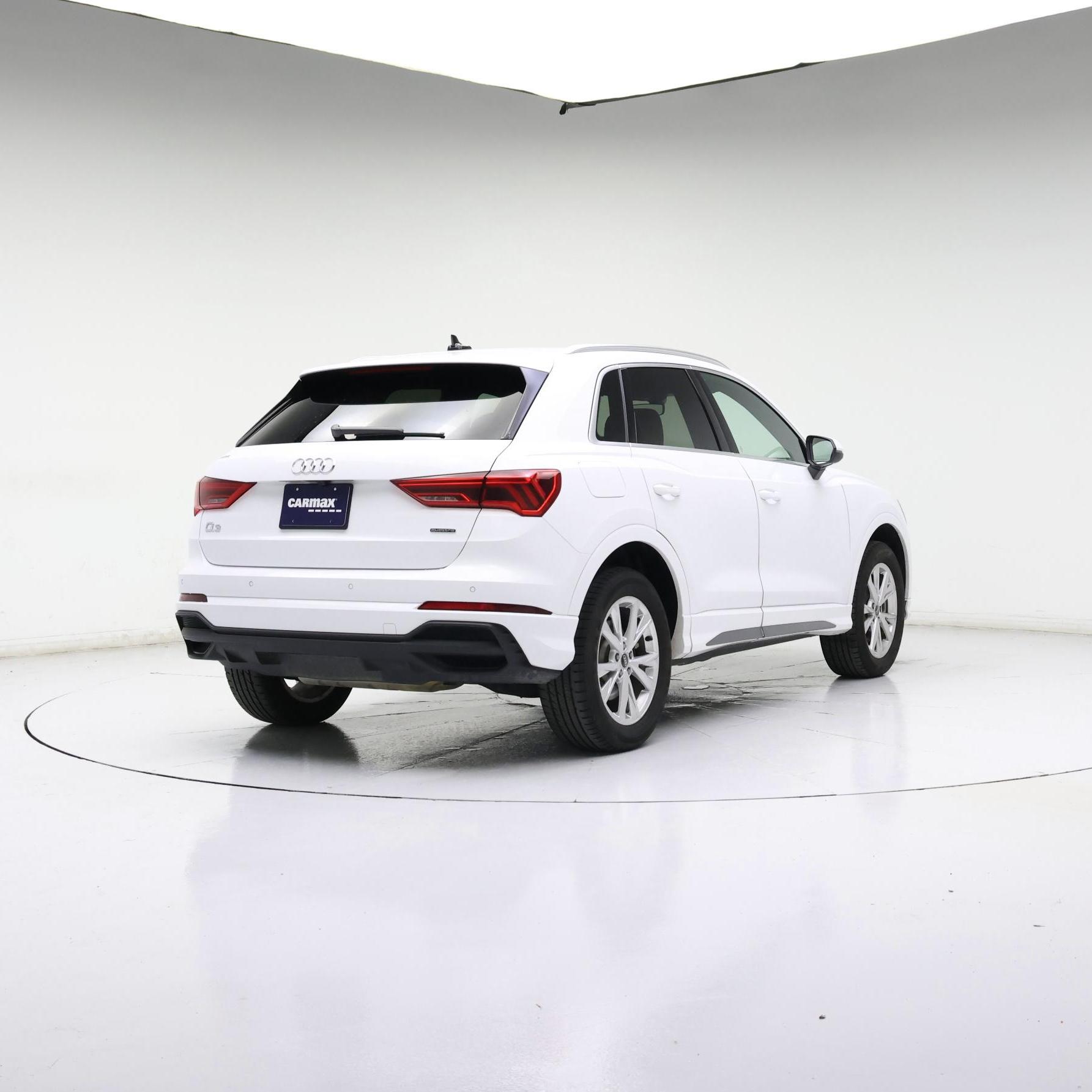 Thumbnail: 2025 Audi Q3 - 4