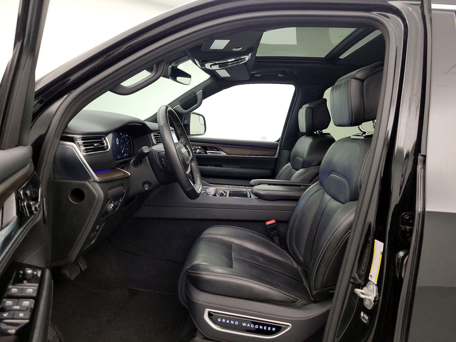 Thumbnail: 2024 Jeep Grand Wagoneer L - 11