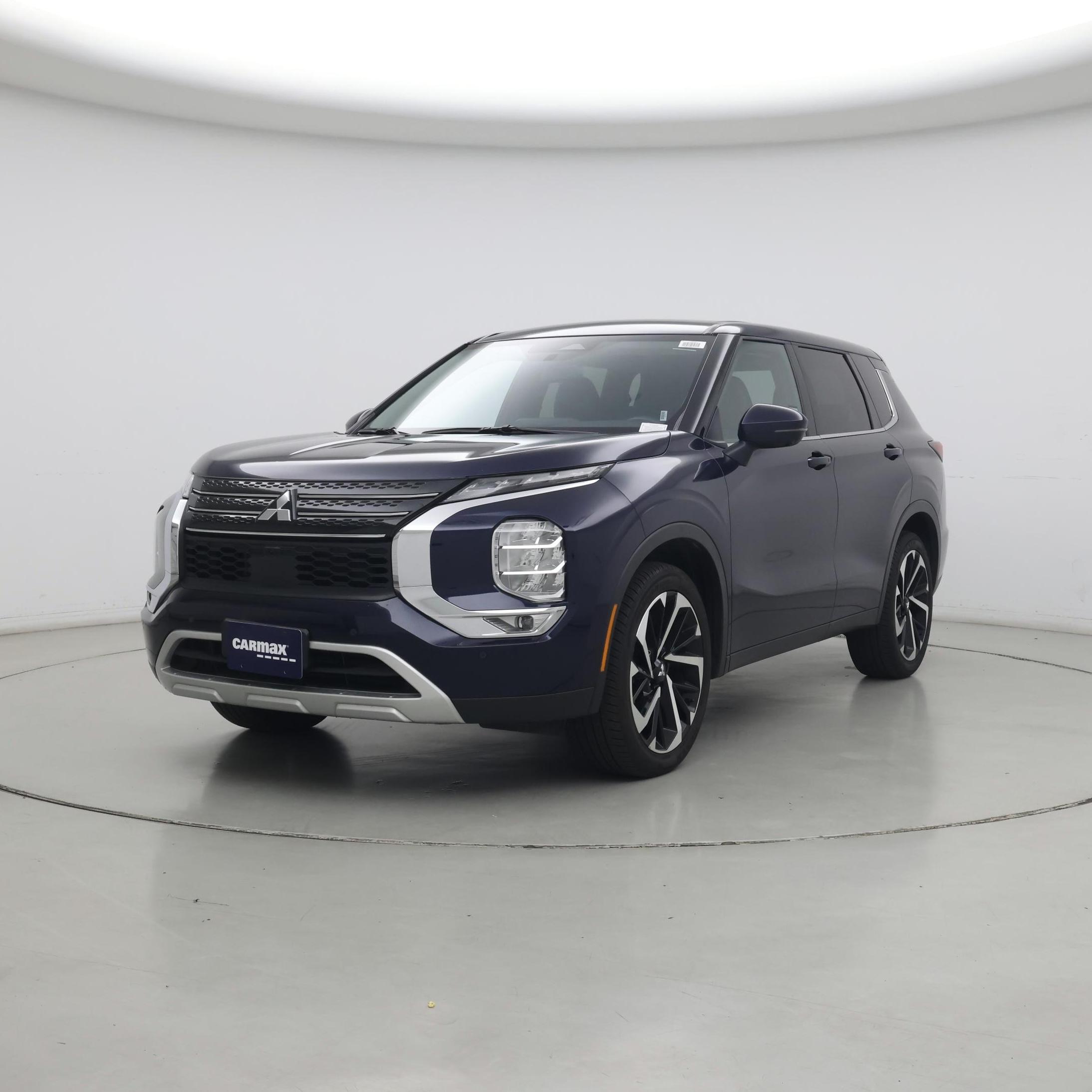 Thumbnail: 2024 Mitsubishi Outlander - 4