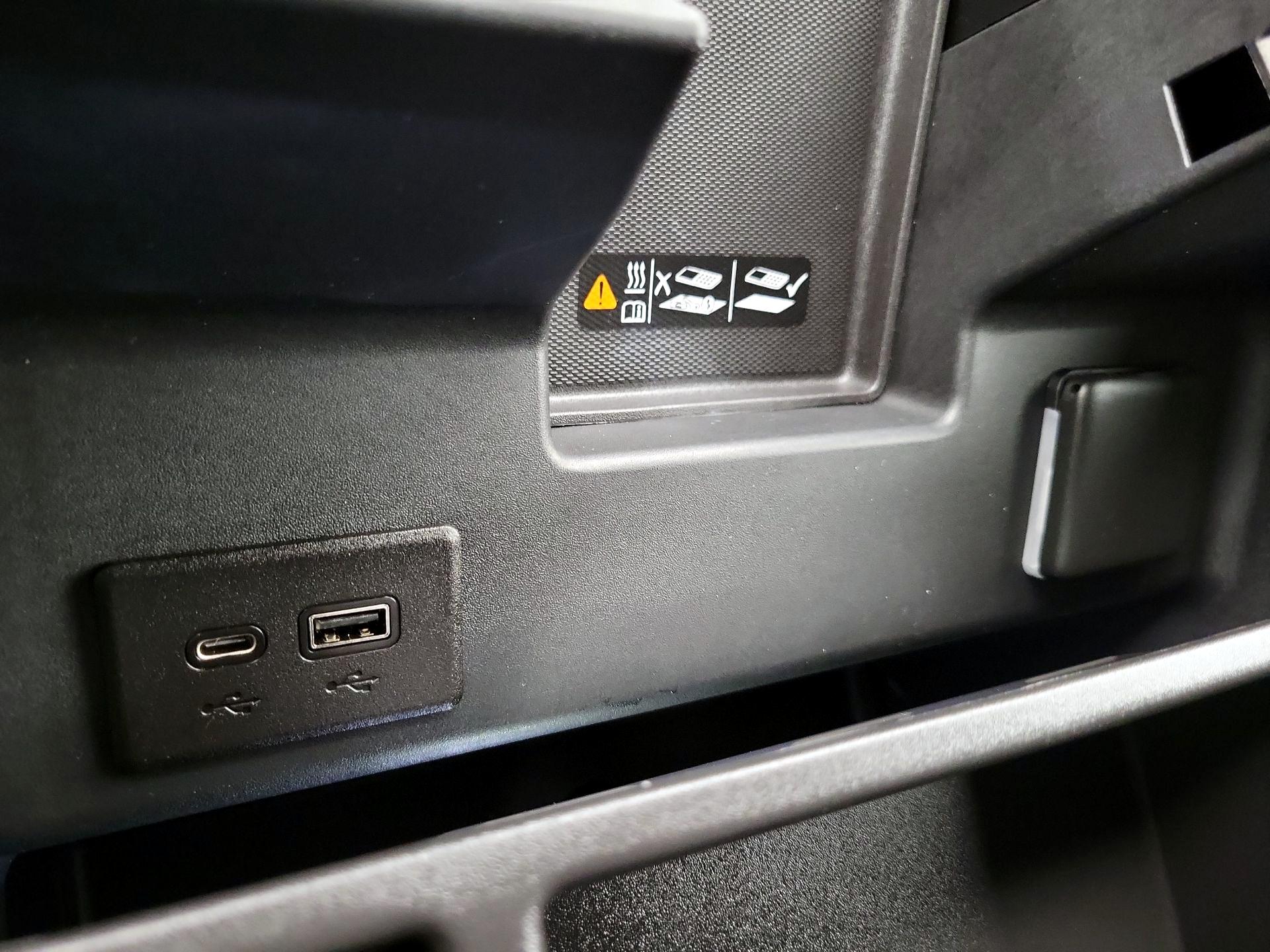 Thumbnail: 2022 Chevrolet Silverado 1500 - 18