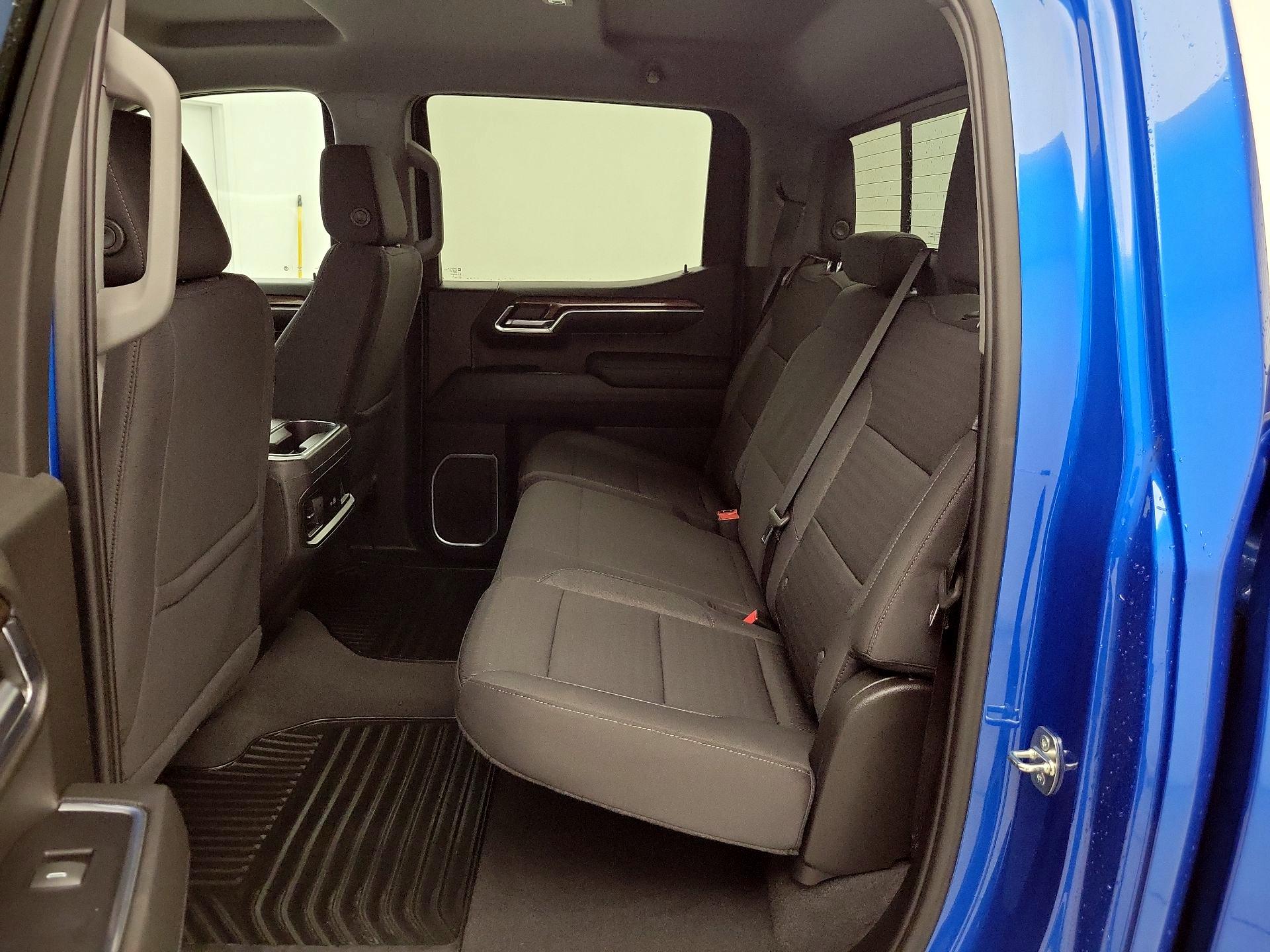 Thumbnail: 2022 Chevrolet Silverado 1500 - 19