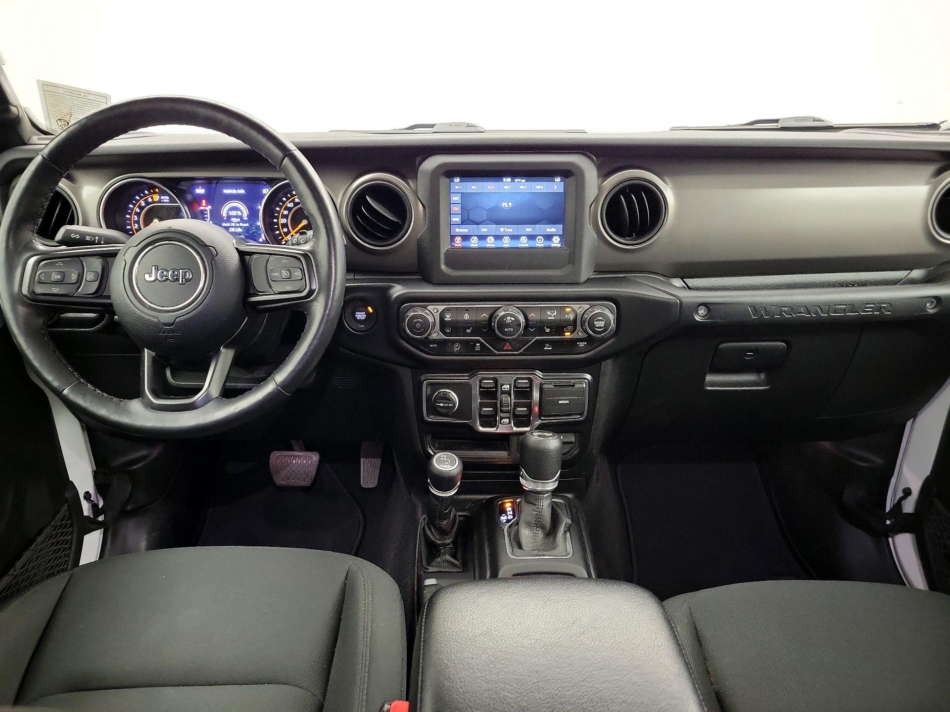 Thumbnail: 2021 Jeep Wrangler - 9