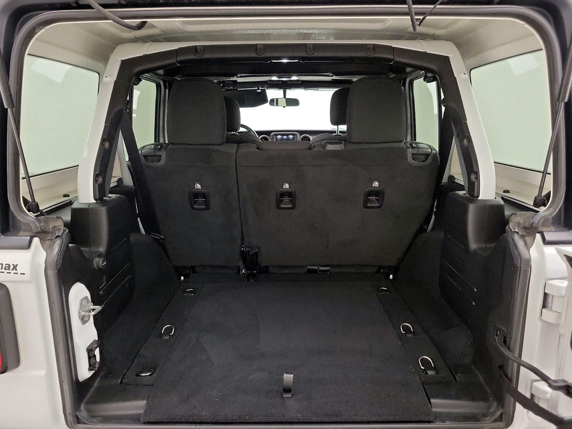 Thumbnail: 2021 Jeep Wrangler - 20