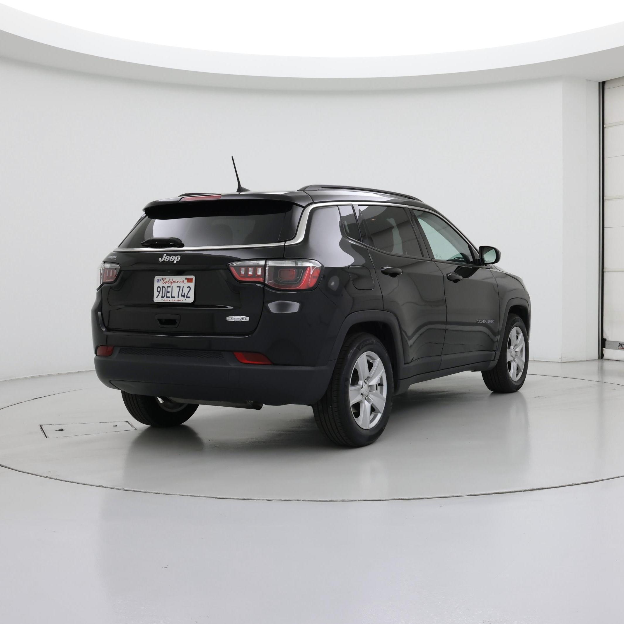 Thumbnail: 2022 Jeep Compass - 8