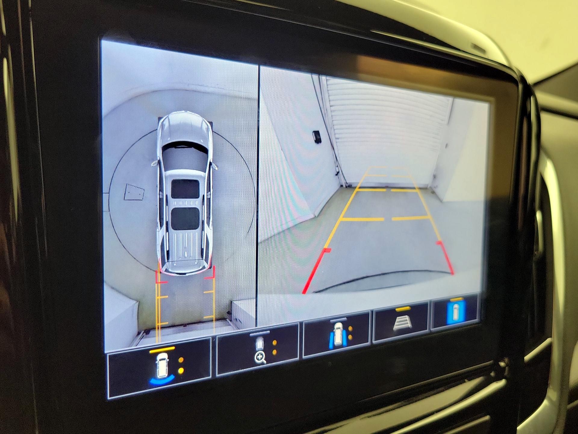 Thumbnail: 2023 Chevrolet Traverse - 15