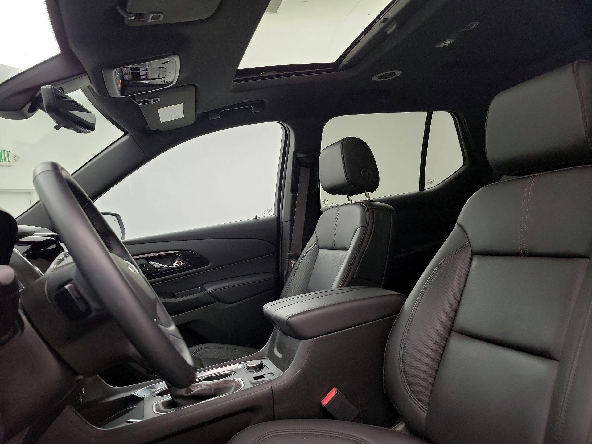 Thumbnail: 2023 Chevrolet Traverse - 20