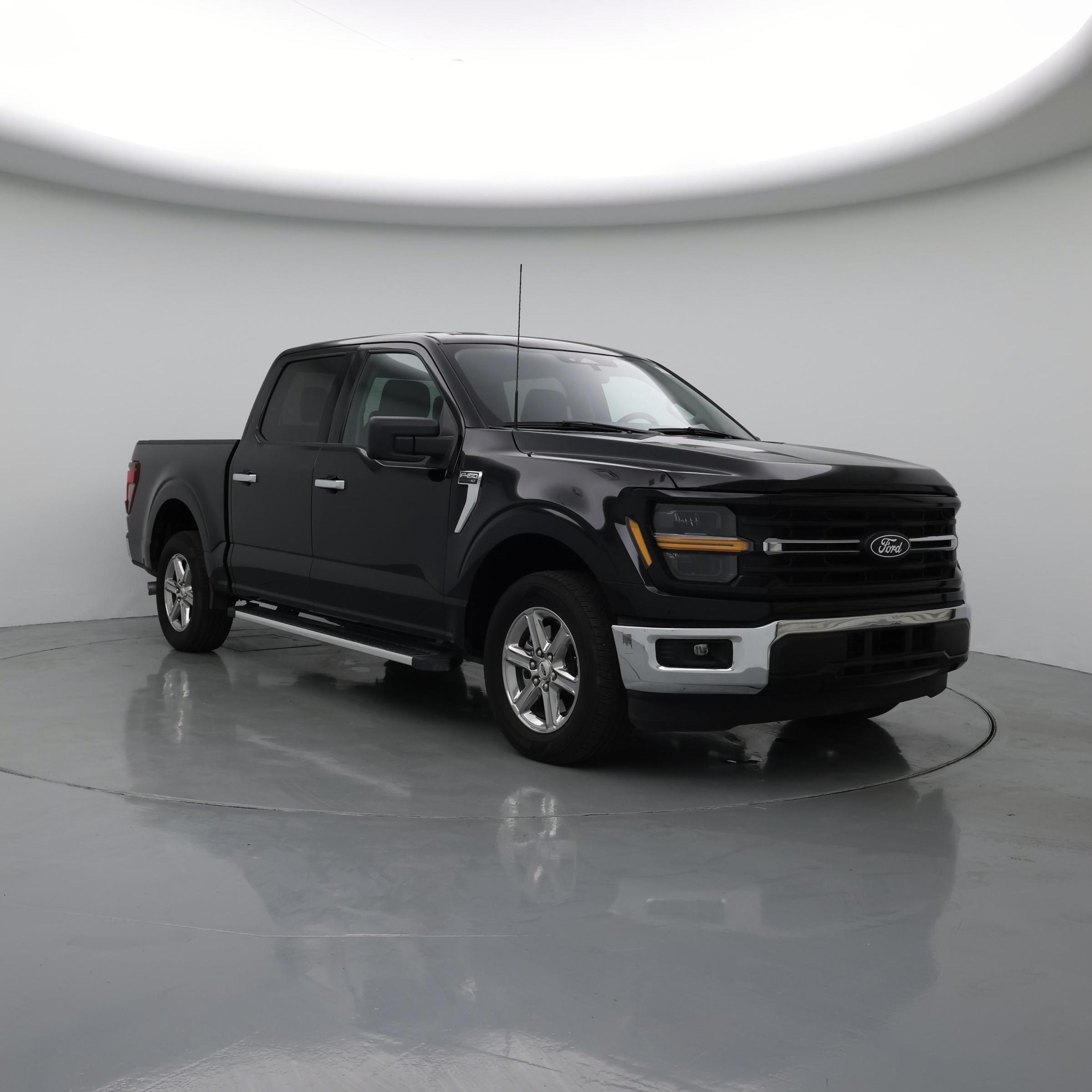 2025 Ford F-150 XLT SuperCrew RWD