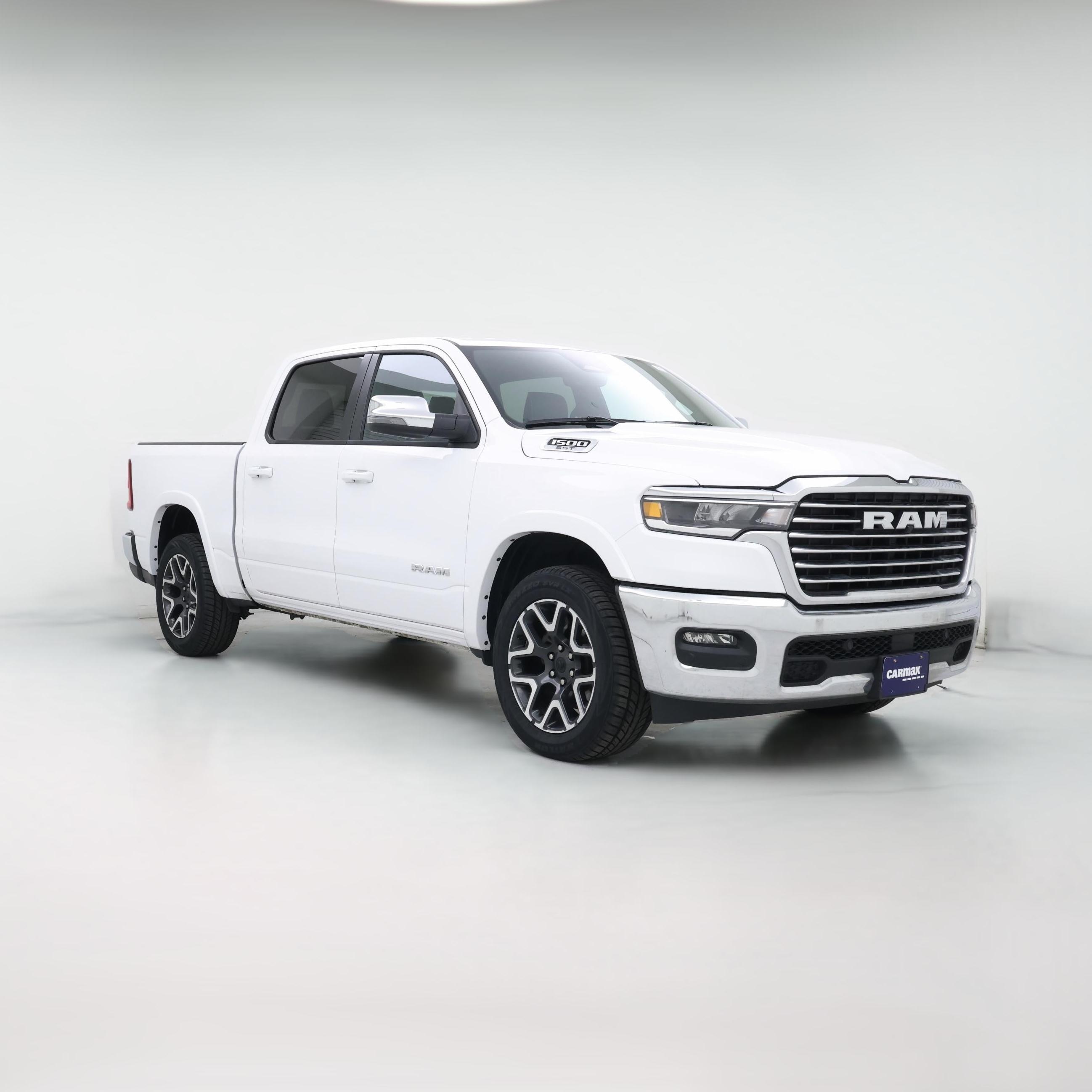 Thumbnail: 2025 RAM 1500 - 1