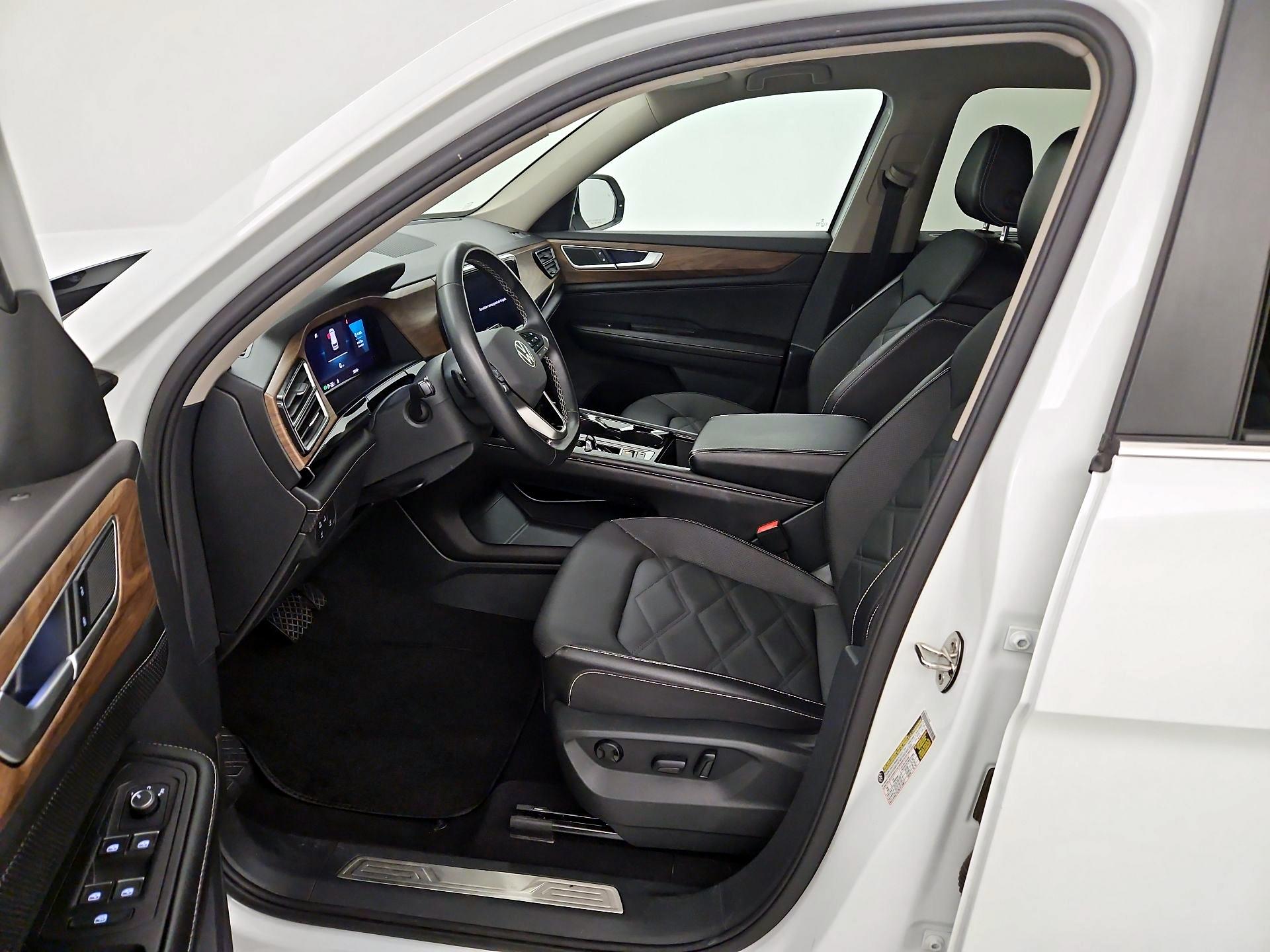 Thumbnail: 2024 Volkswagen Atlas - 11