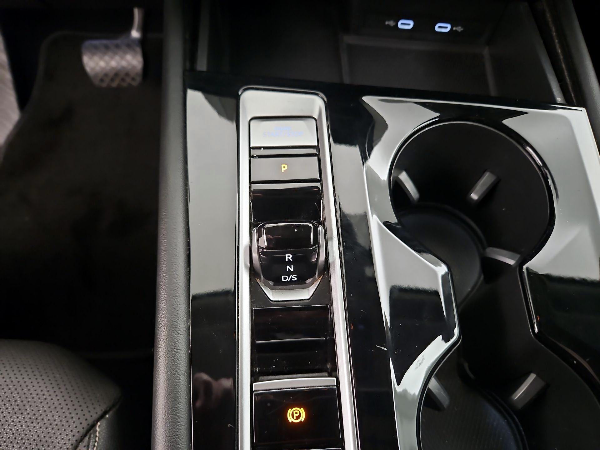 Thumbnail: 2024 Volkswagen Atlas - 18