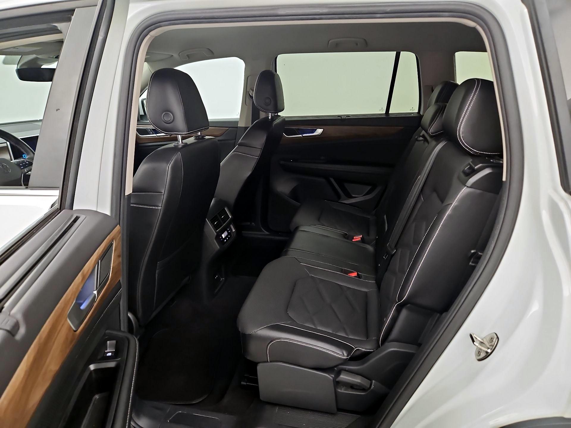 Thumbnail: 2024 Volkswagen Atlas - 20
