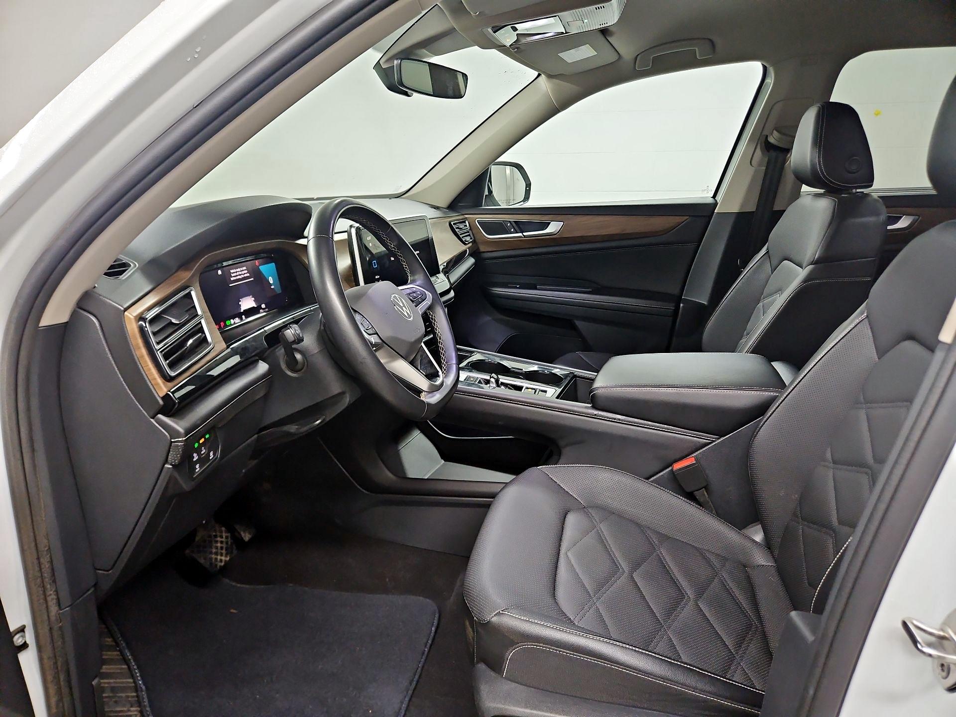 Thumbnail: 2024 Volkswagen Atlas - 11
