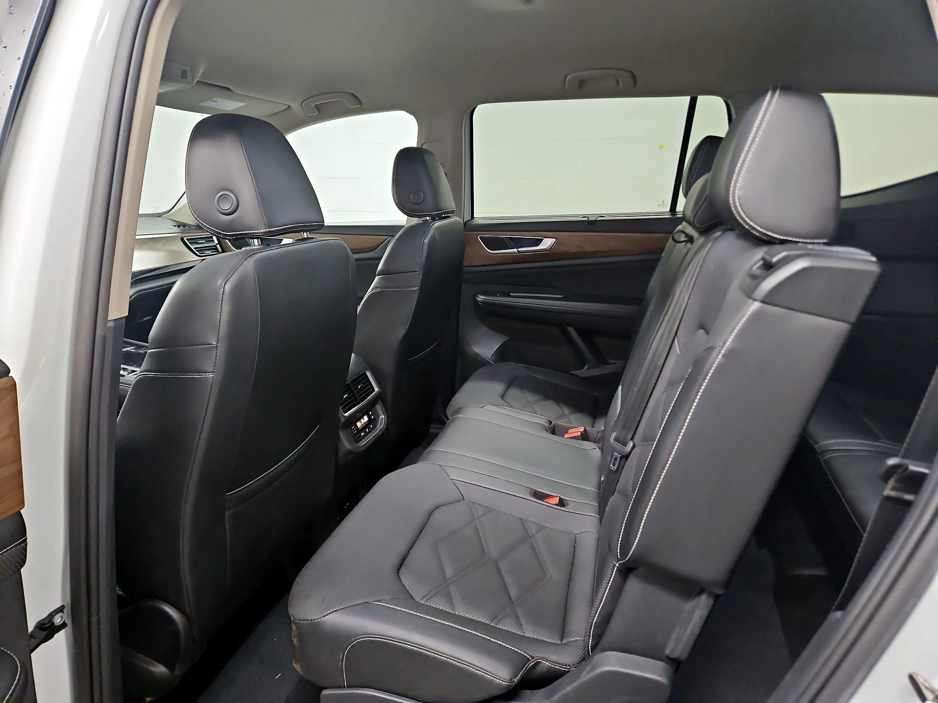 Thumbnail: 2024 Volkswagen Atlas - 19