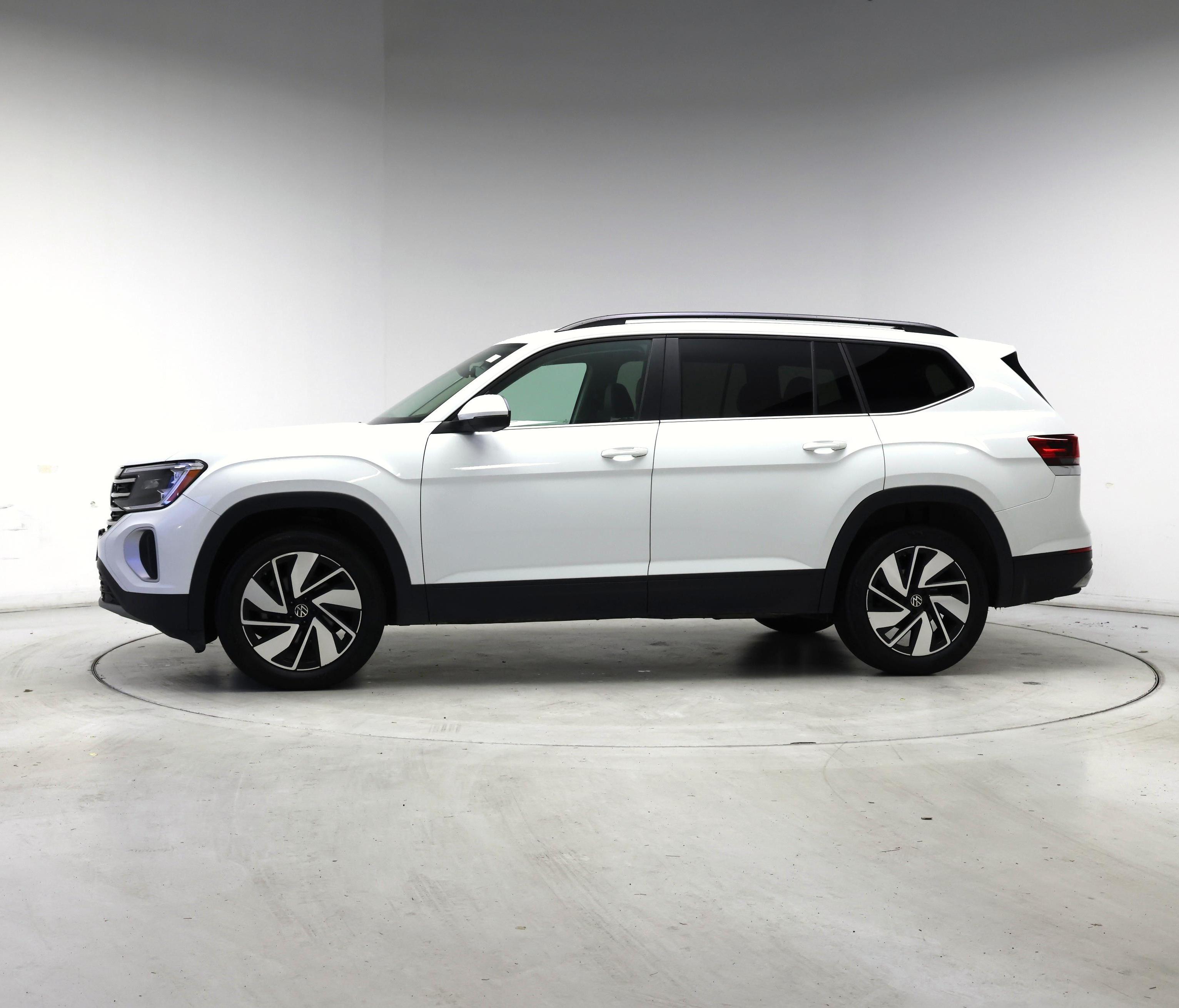 Thumbnail: 2024 Volkswagen Atlas - 3