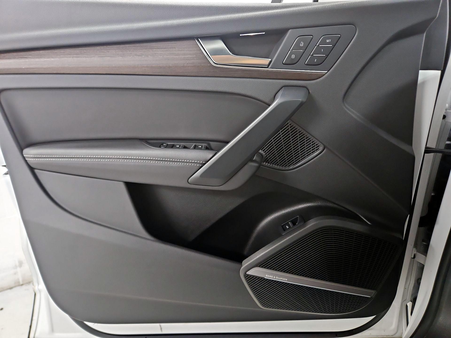 Thumbnail: 2024 Audi Q5 - 12