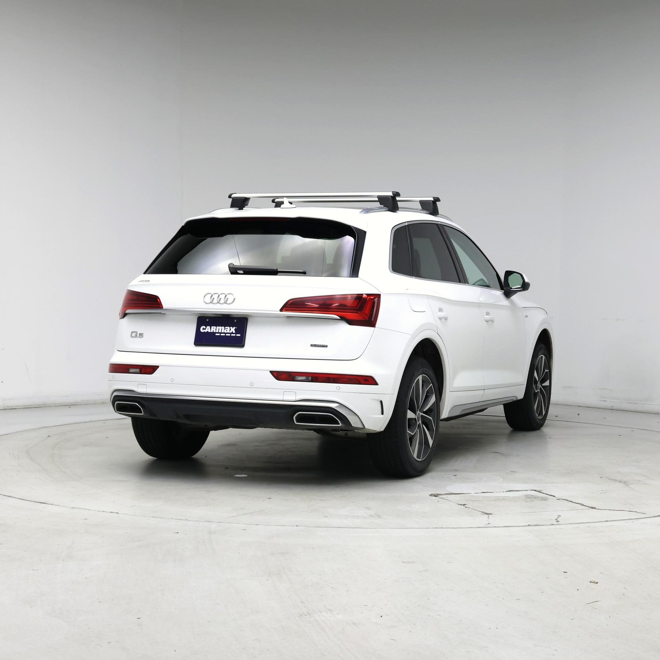 Thumbnail: 2024 Audi Q5 - 8