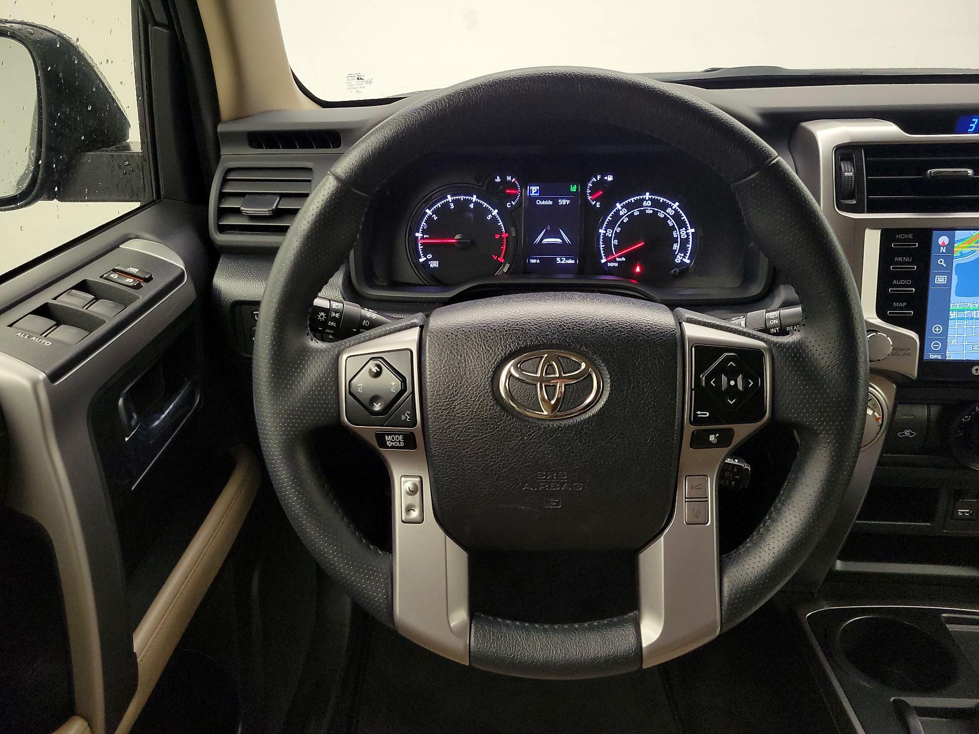 Thumbnail: 2023 Toyota 4Runner - 10