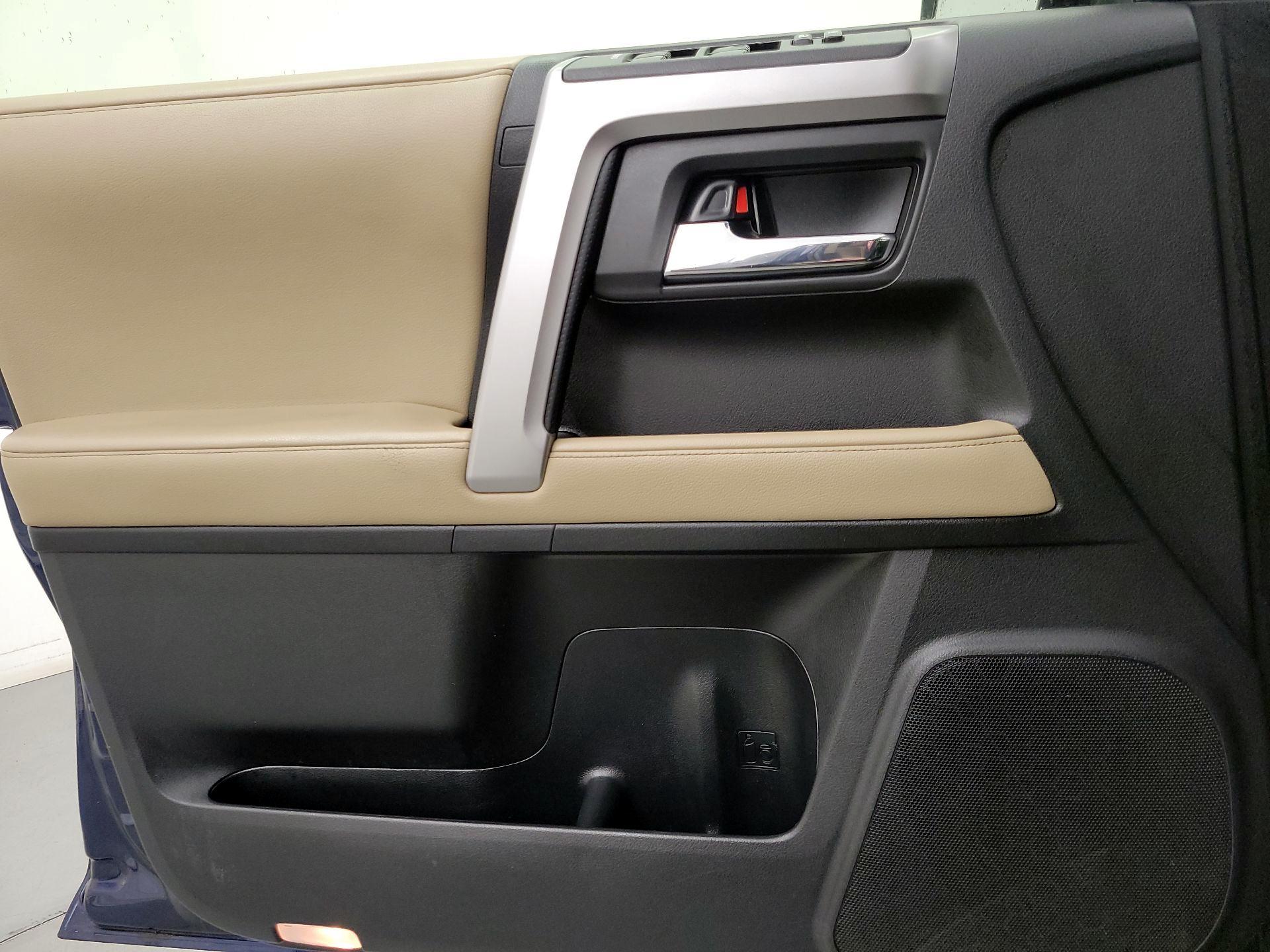 Thumbnail: 2023 Toyota 4Runner - 12