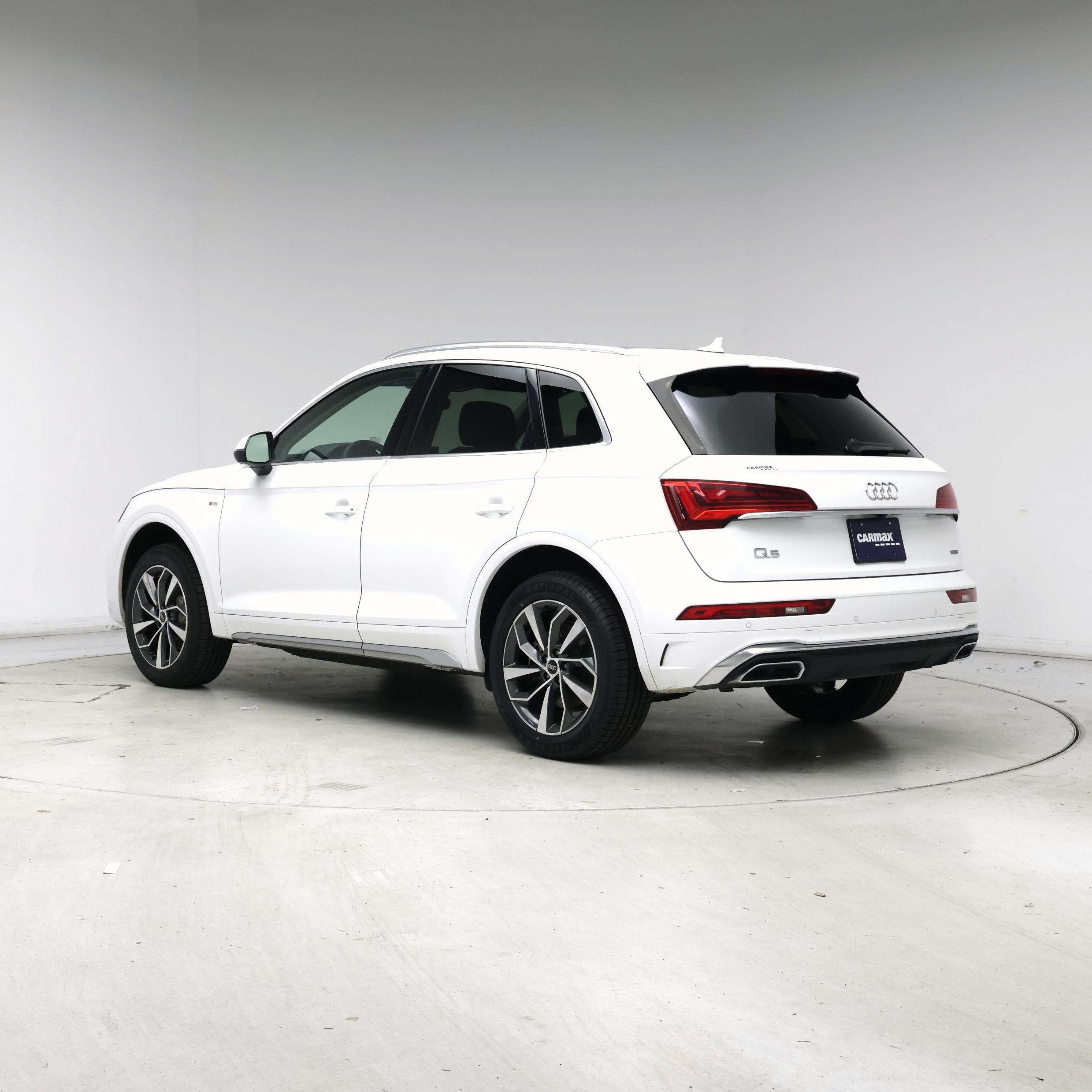 Thumbnail: 2024 Audi Q5 - 2