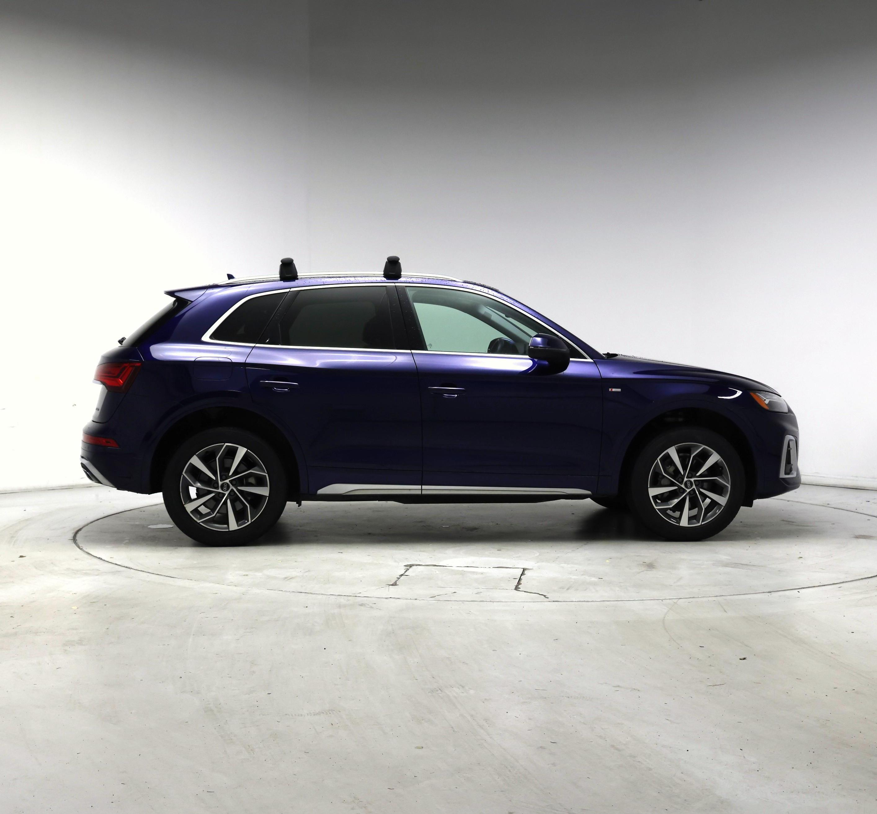 Thumbnail: 2024 Audi Q5 - 7