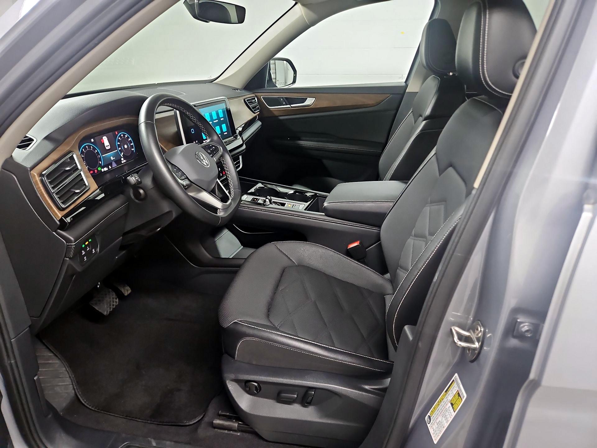 Thumbnail: 2024 Volkswagen Atlas - 11