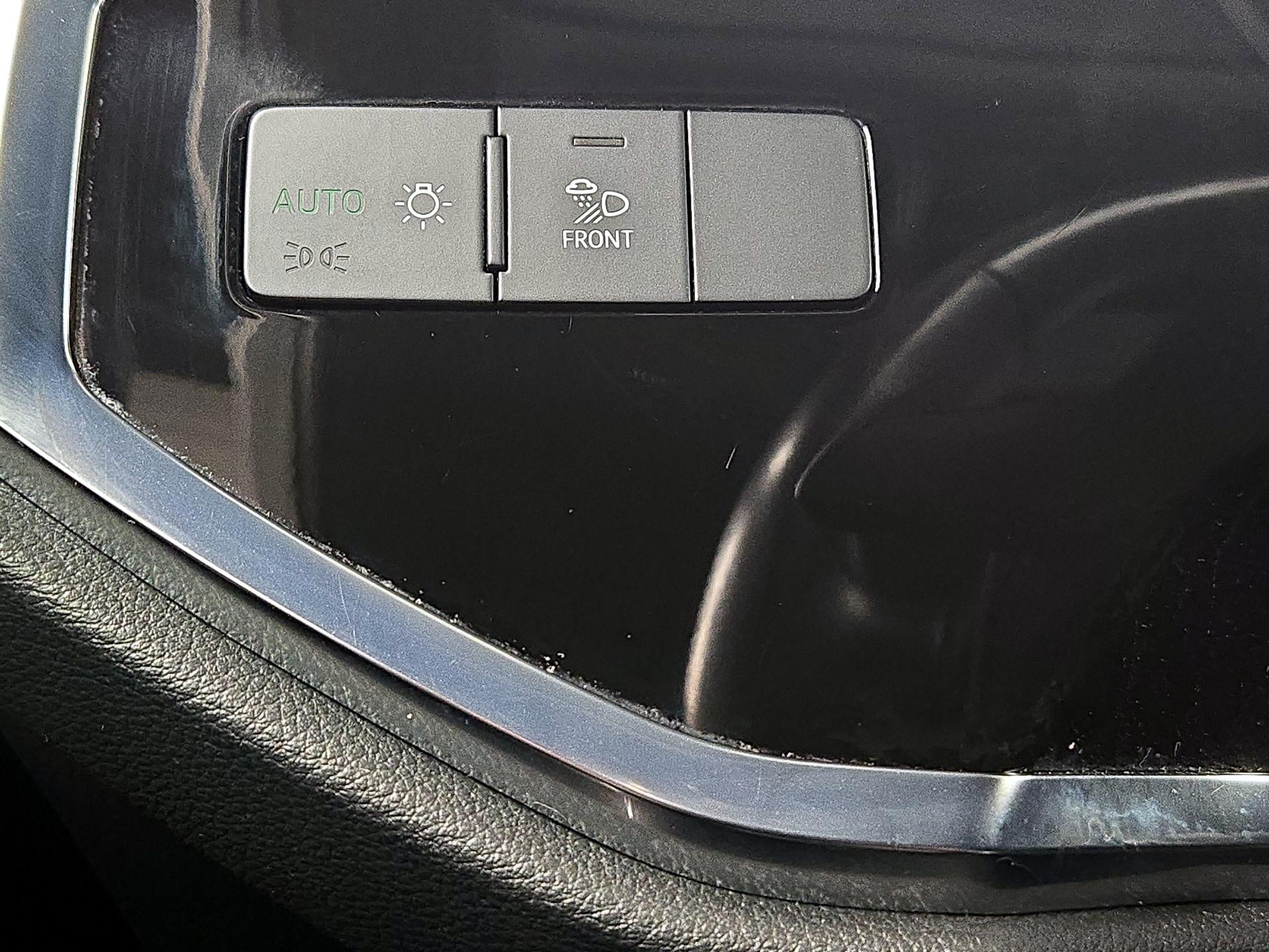 Thumbnail: 2024 Audi Q3 - 13