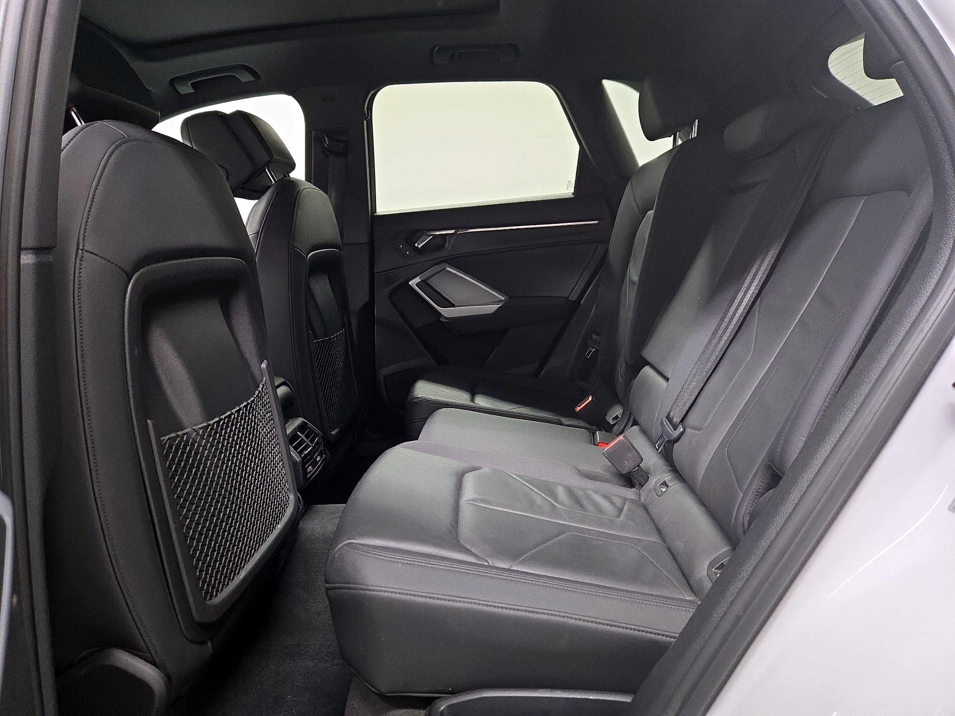 Thumbnail: 2024 Audi Q3 - 20