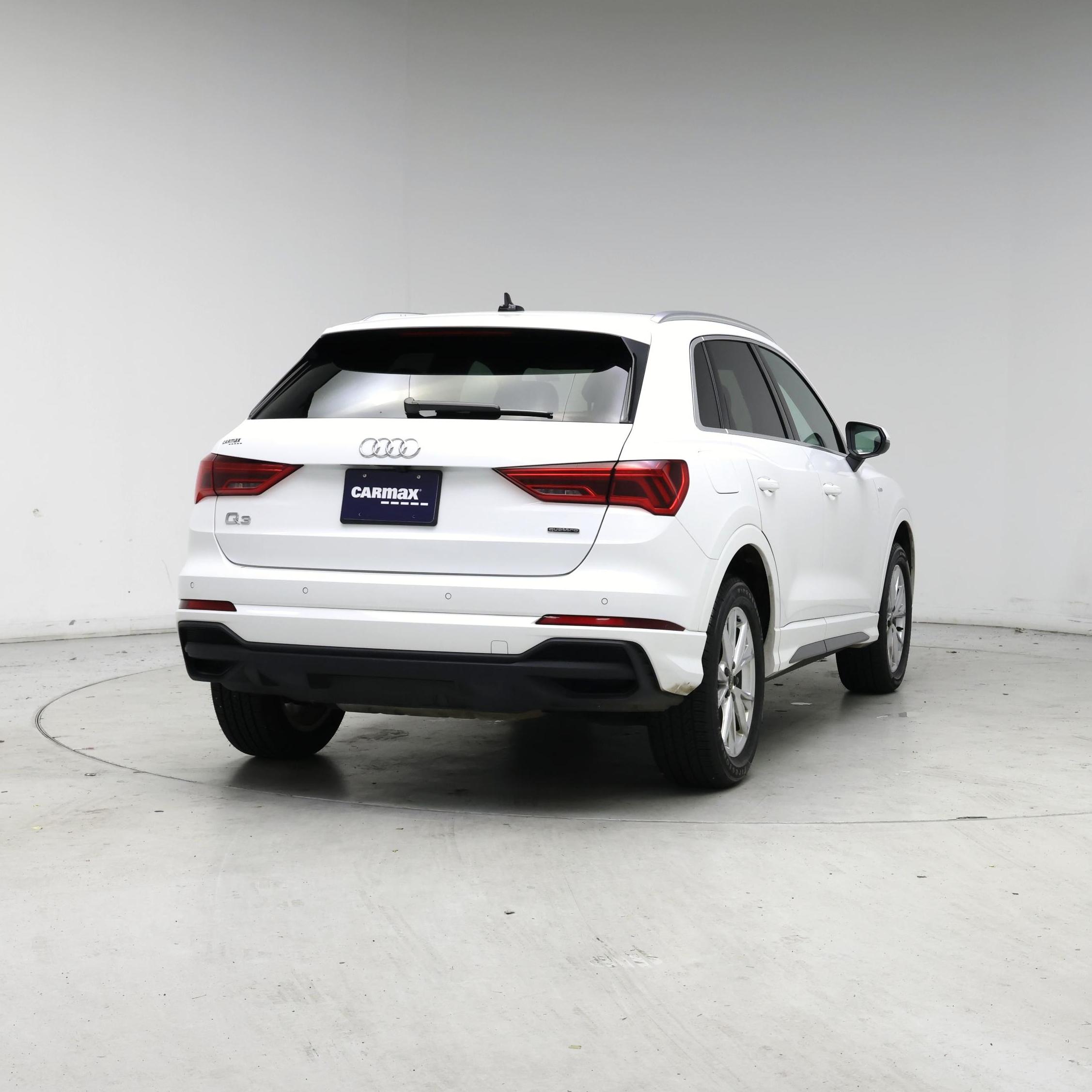 Thumbnail: 2024 Audi Q3 - 8