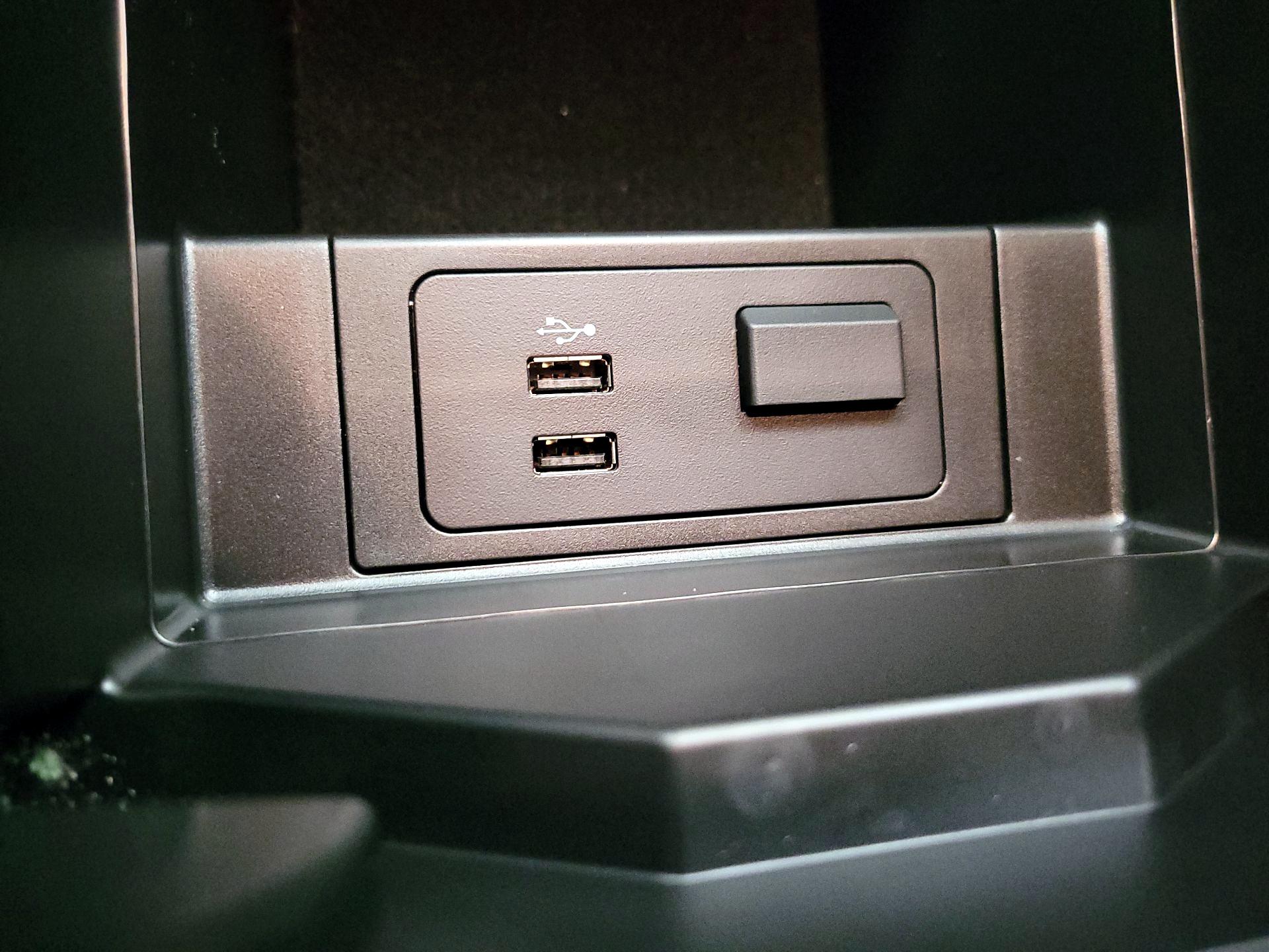 Thumbnail: 2023 Mazda CX-9 - 19