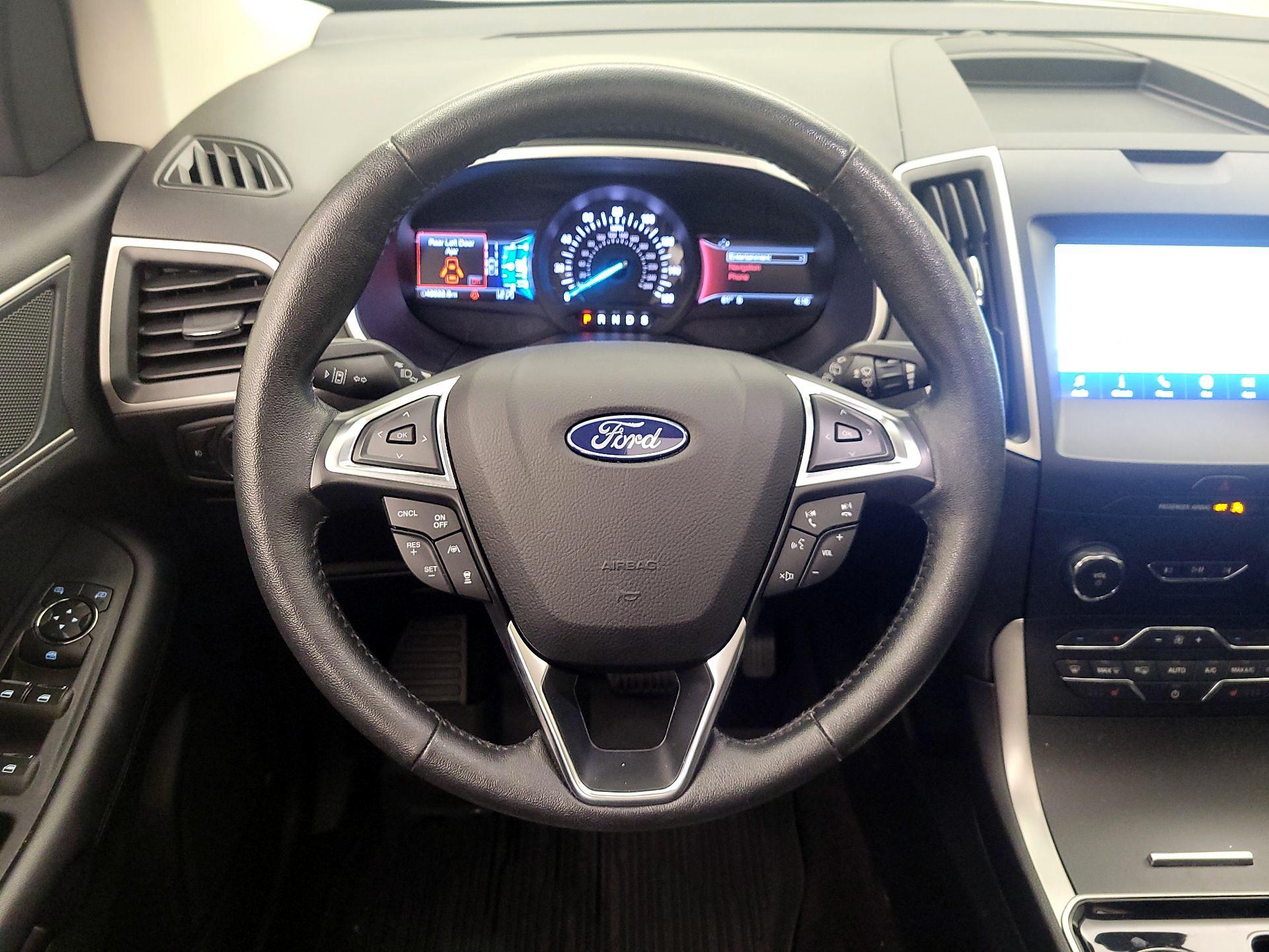 Thumbnail: 2020 Ford Edge - 10