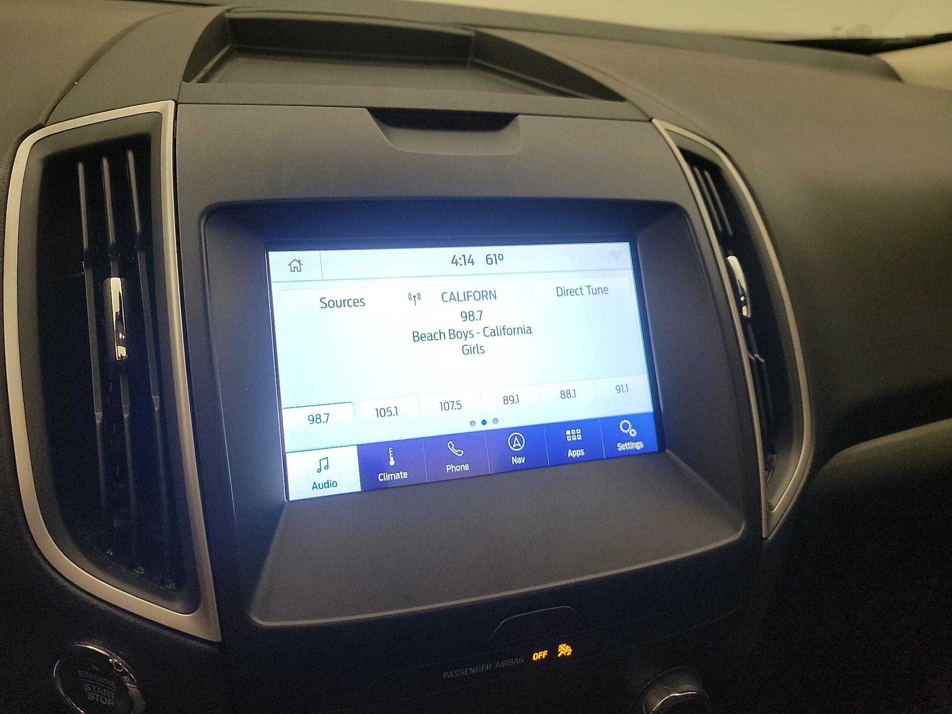 Thumbnail: 2020 Ford Edge - 16