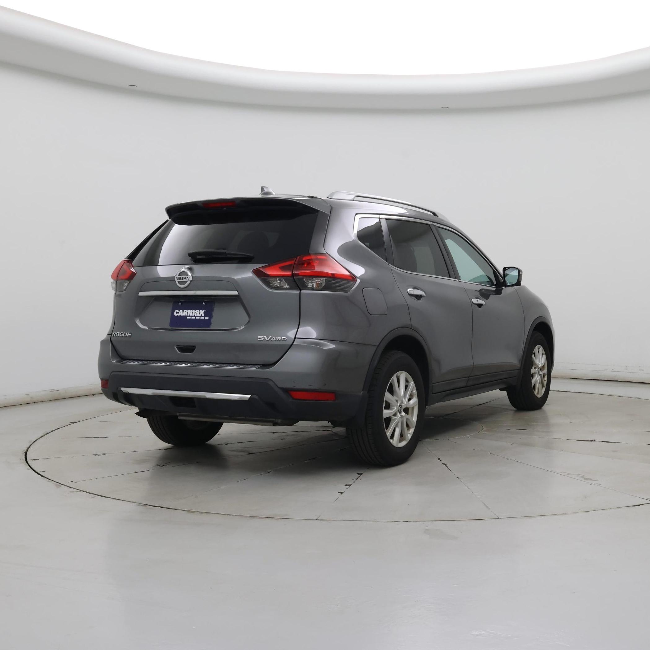 Thumbnail: 2017 Nissan Rogue - 8
