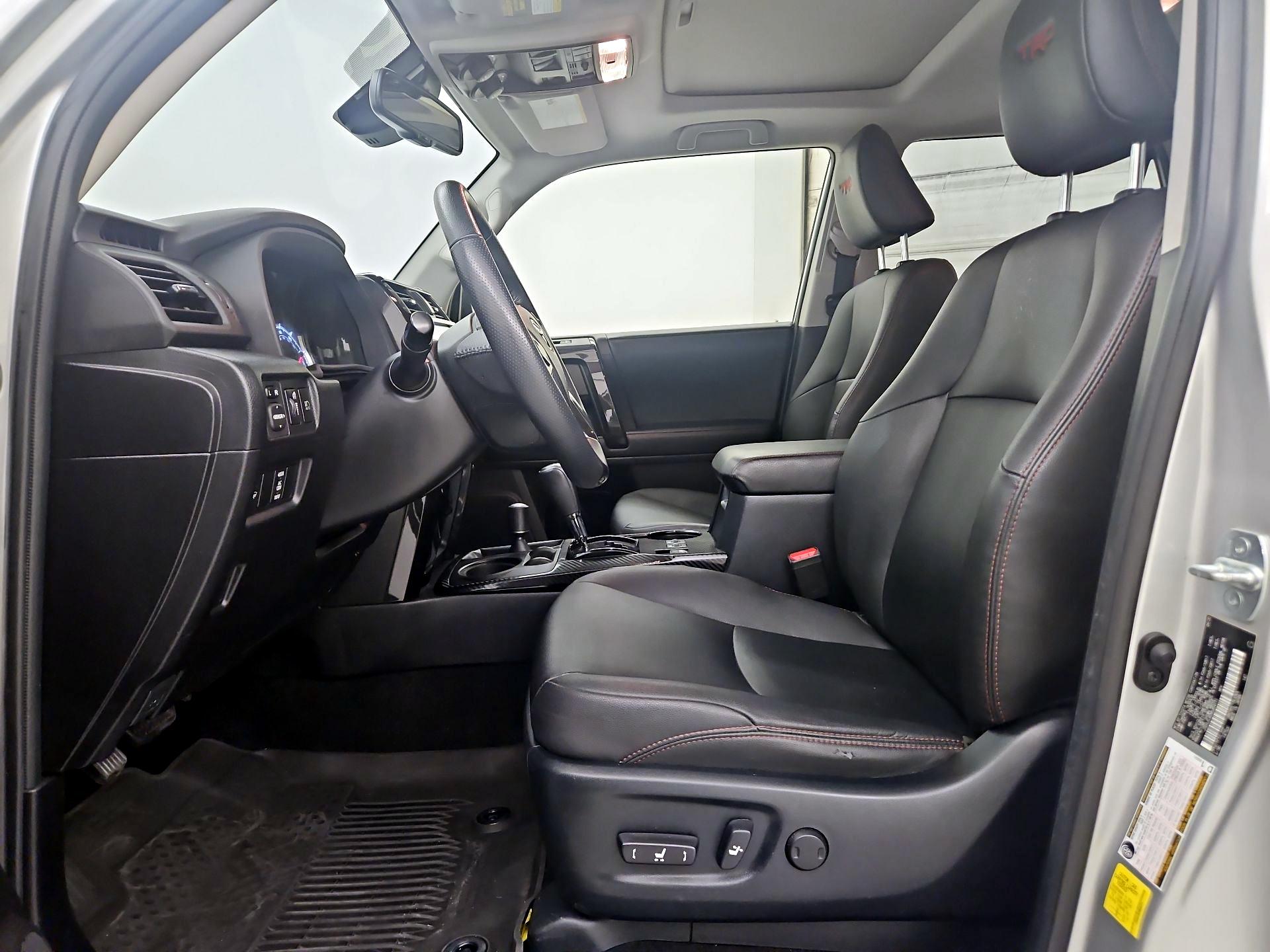 Thumbnail: 2021 Toyota 4Runner - 11