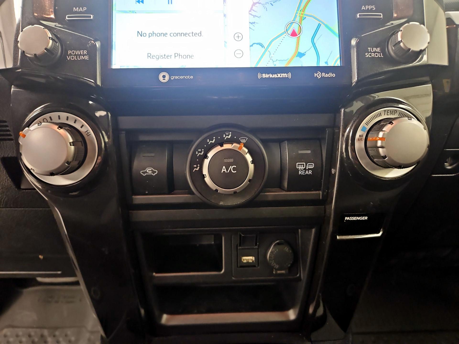 Thumbnail: 2021 Toyota 4Runner - 17