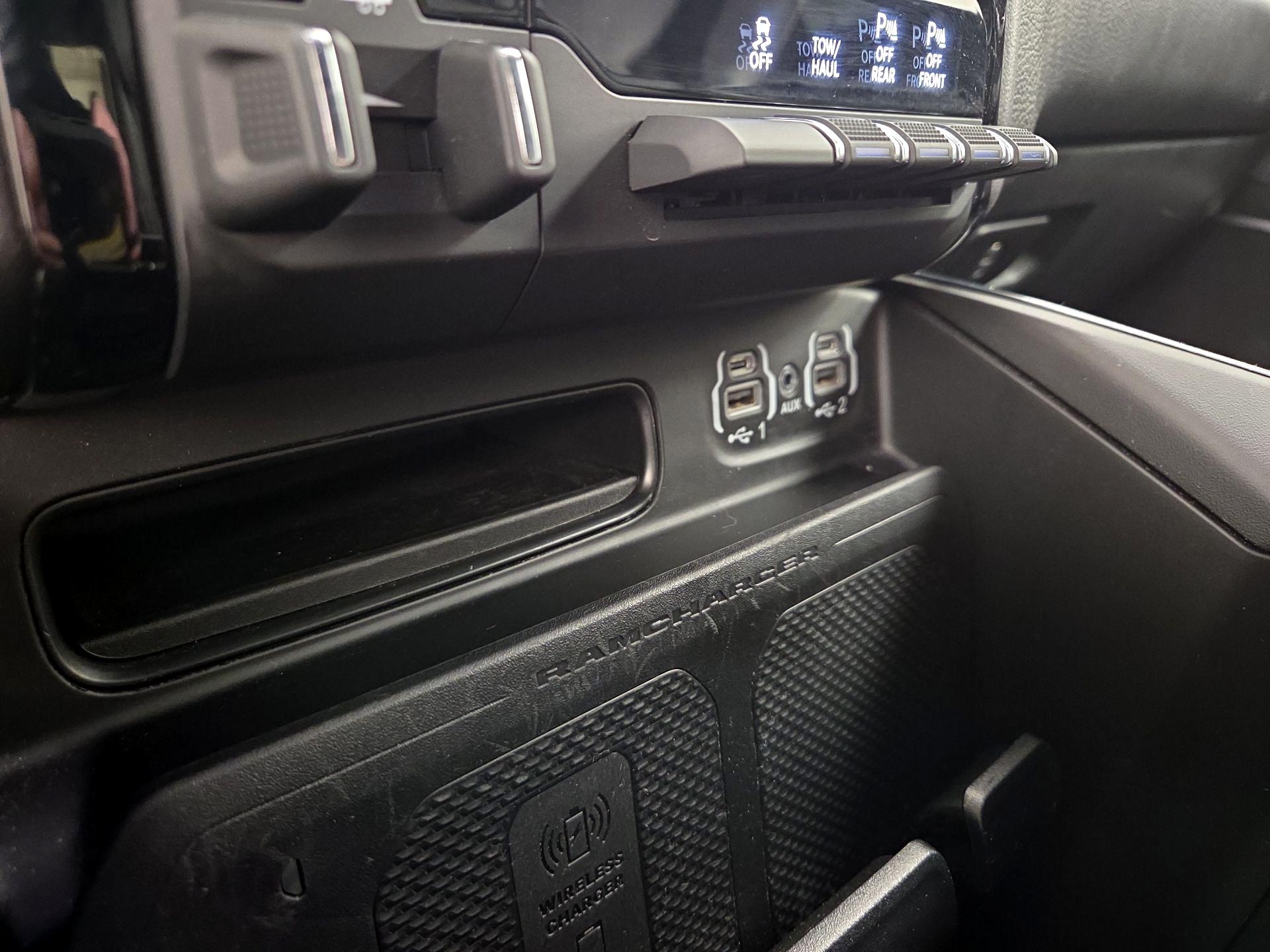 Thumbnail: 2024 RAM 1500 - 19