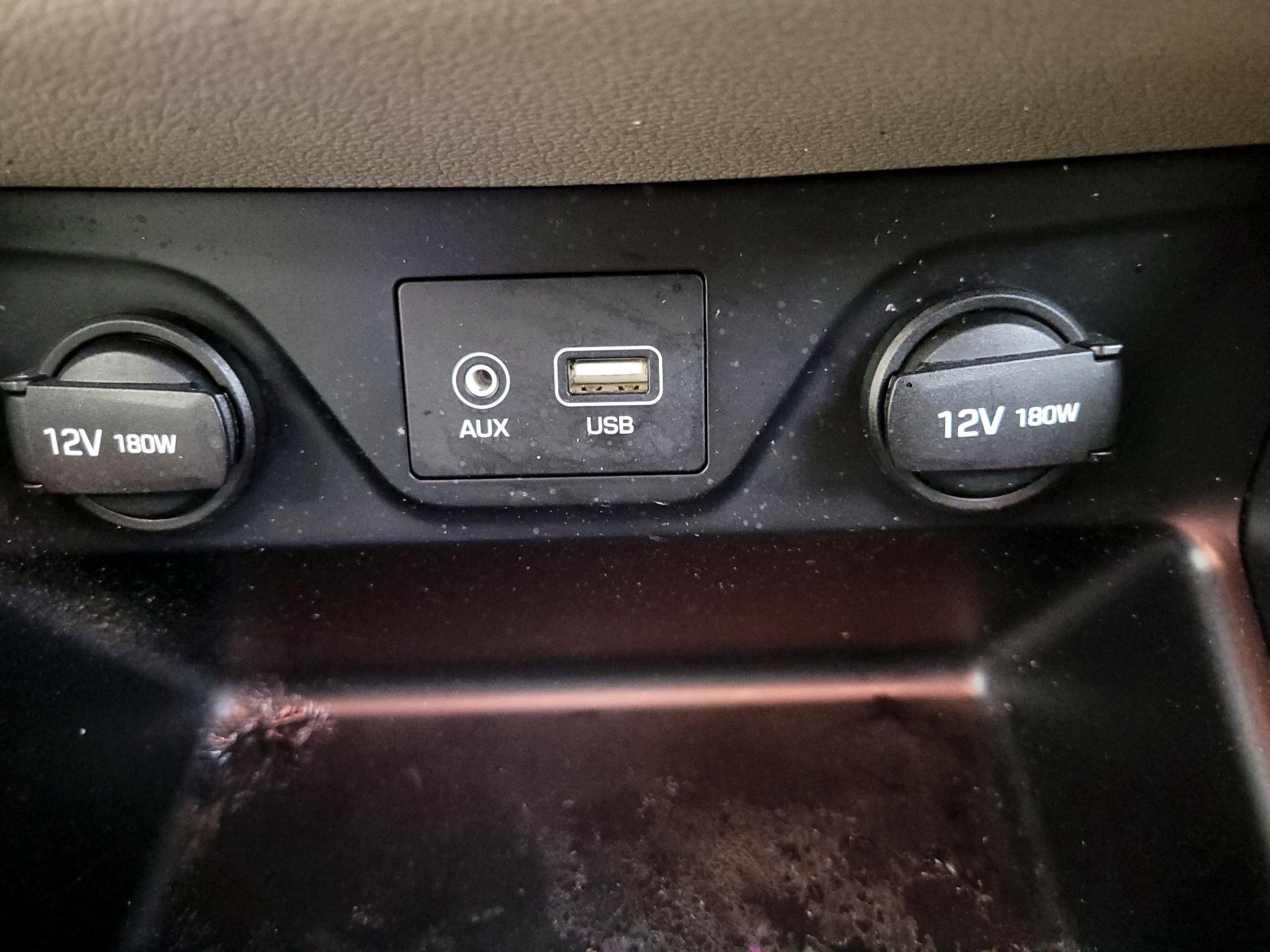 Thumbnail: 2016 Hyundai Tucson - 18
